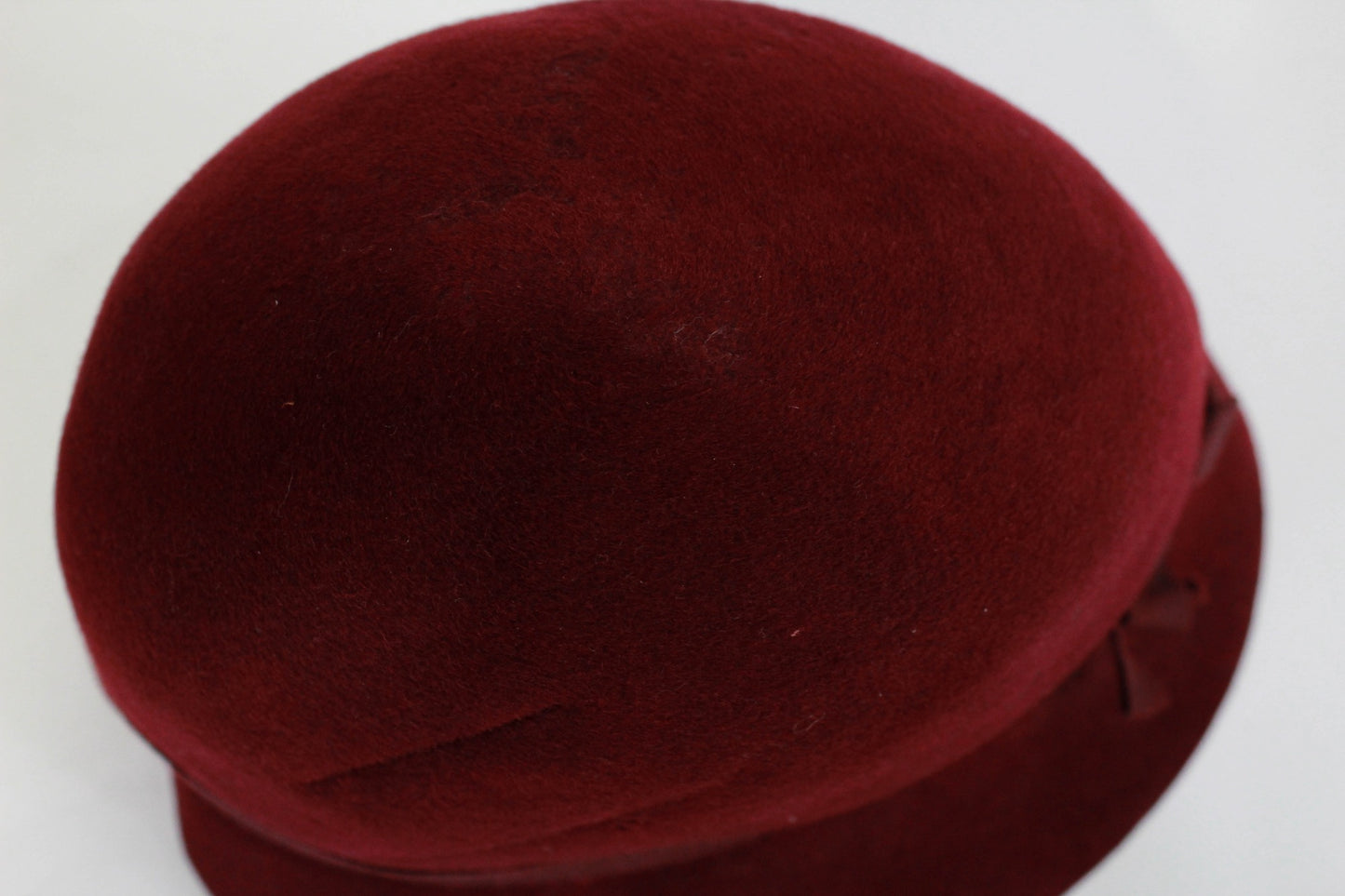 1930s Burgundy Felt Wool Cloche Hat