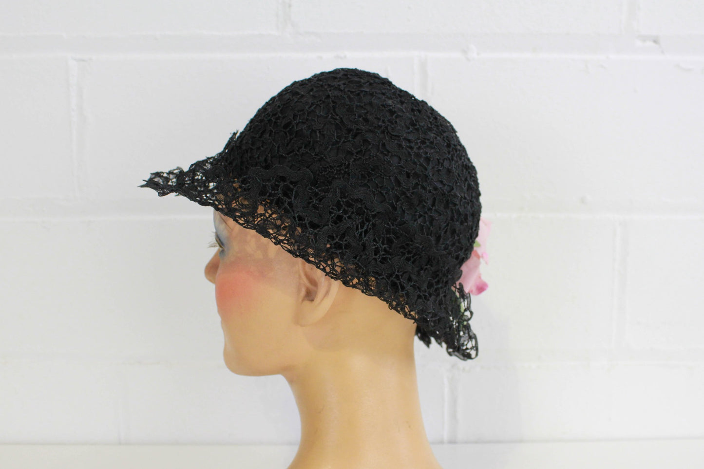 1920s reproduction horsehair flower applique hat