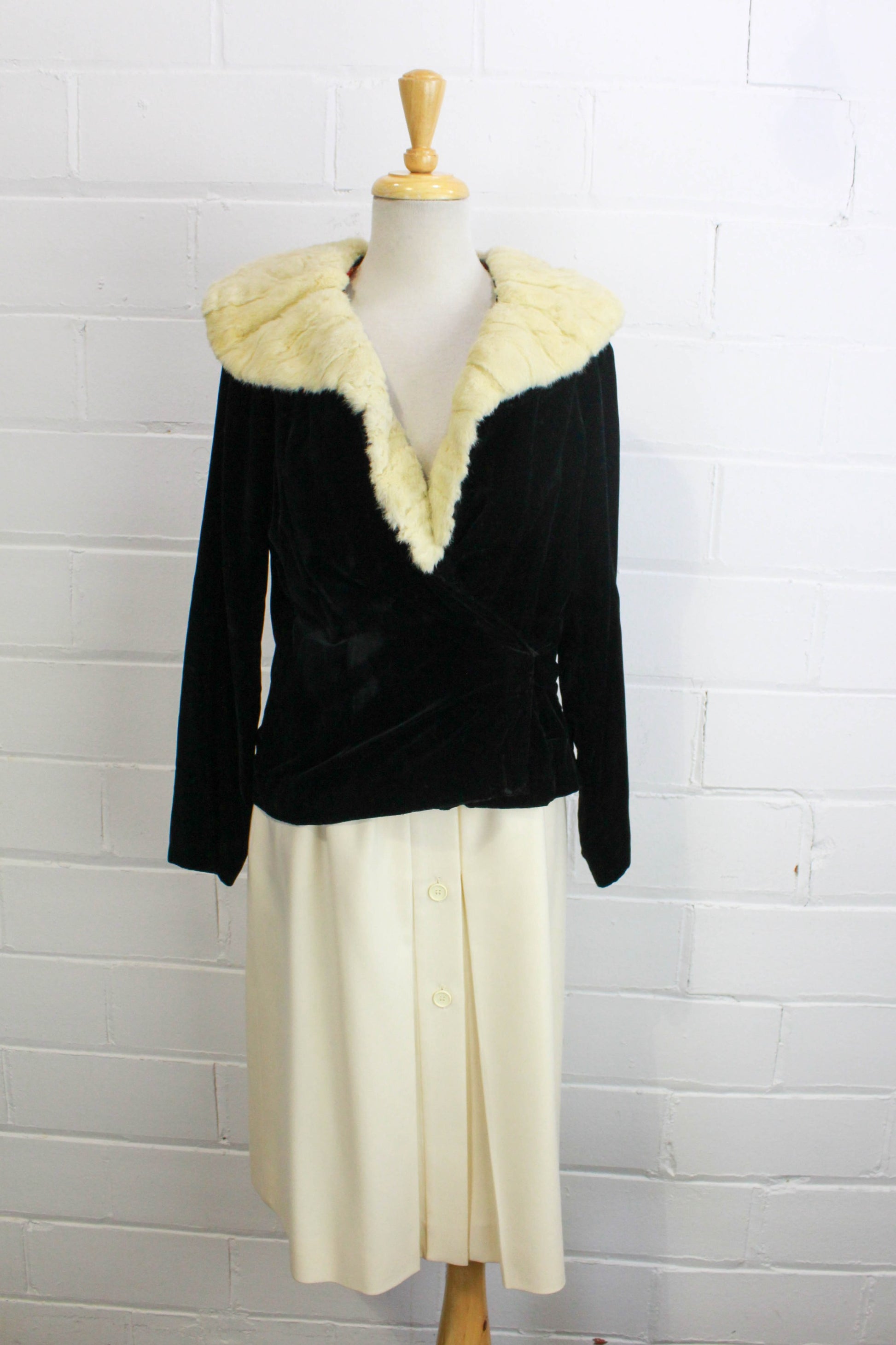 Louis Feraud Paris Coat Womens 12 Large Vintage Pieced Fur 