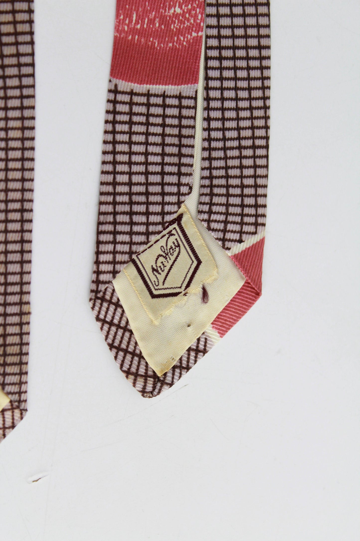 1940s Wide Necktie, Ribbon Print Rayon Bold Look Tie, Swingtime