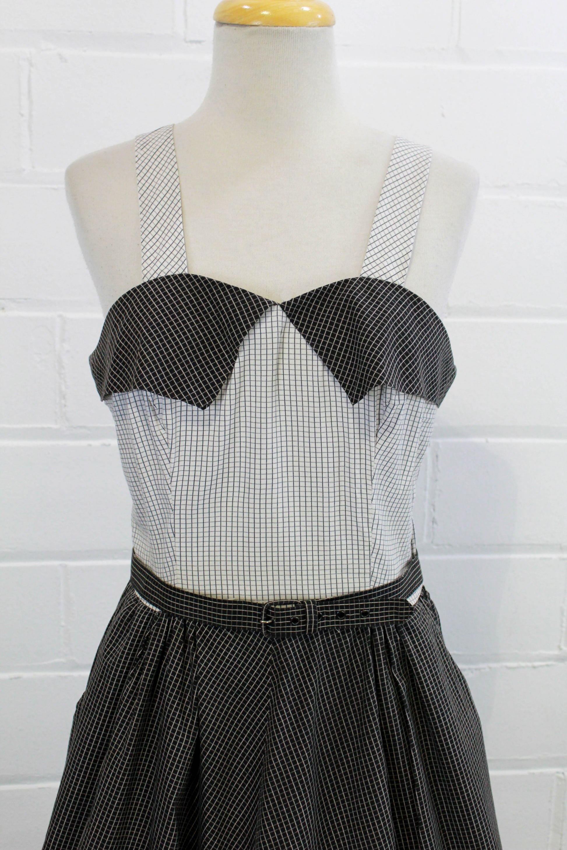 1950s cotton sundress black and white checked vintage dress