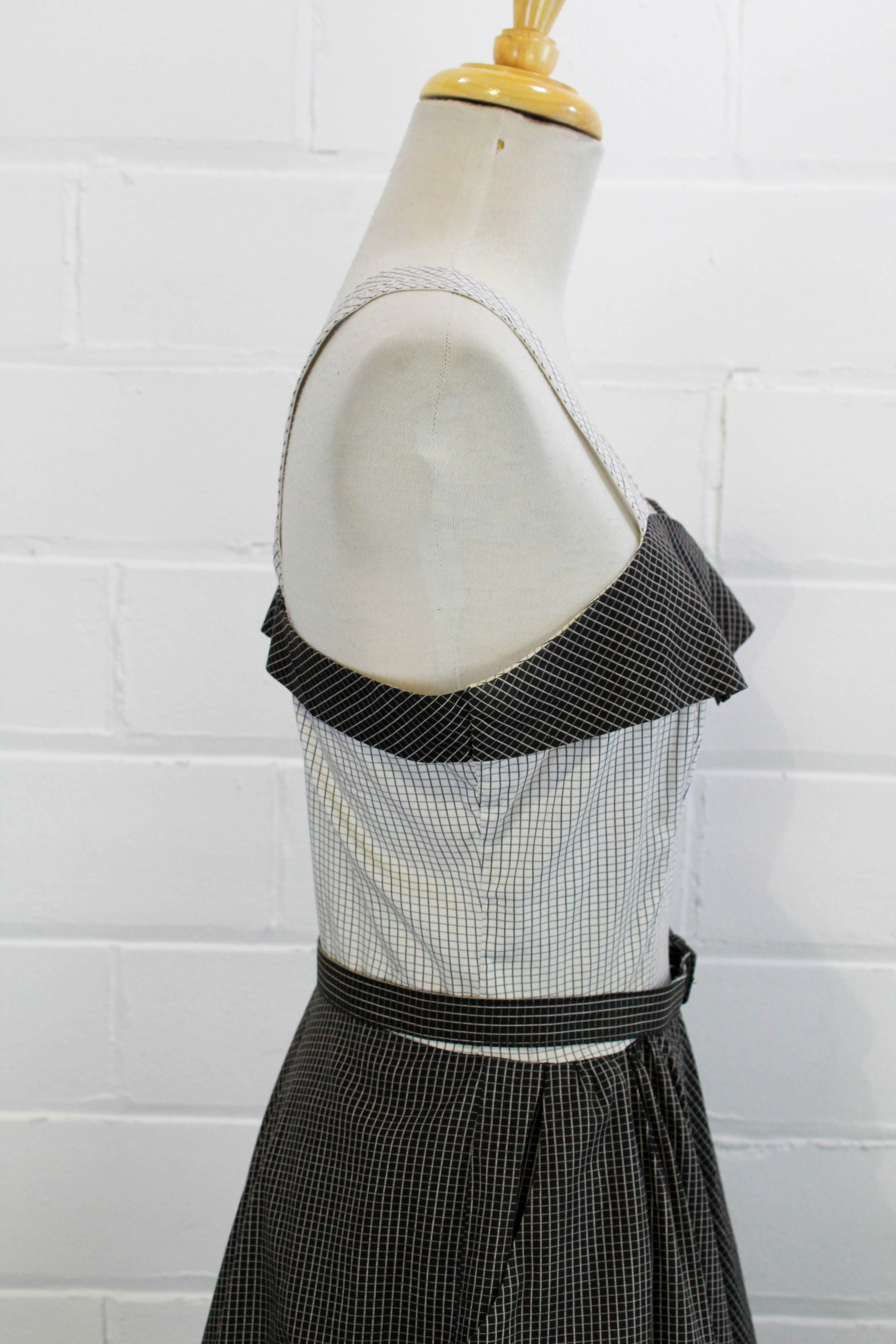 1950s cotton sundress black and white checked vintage dress