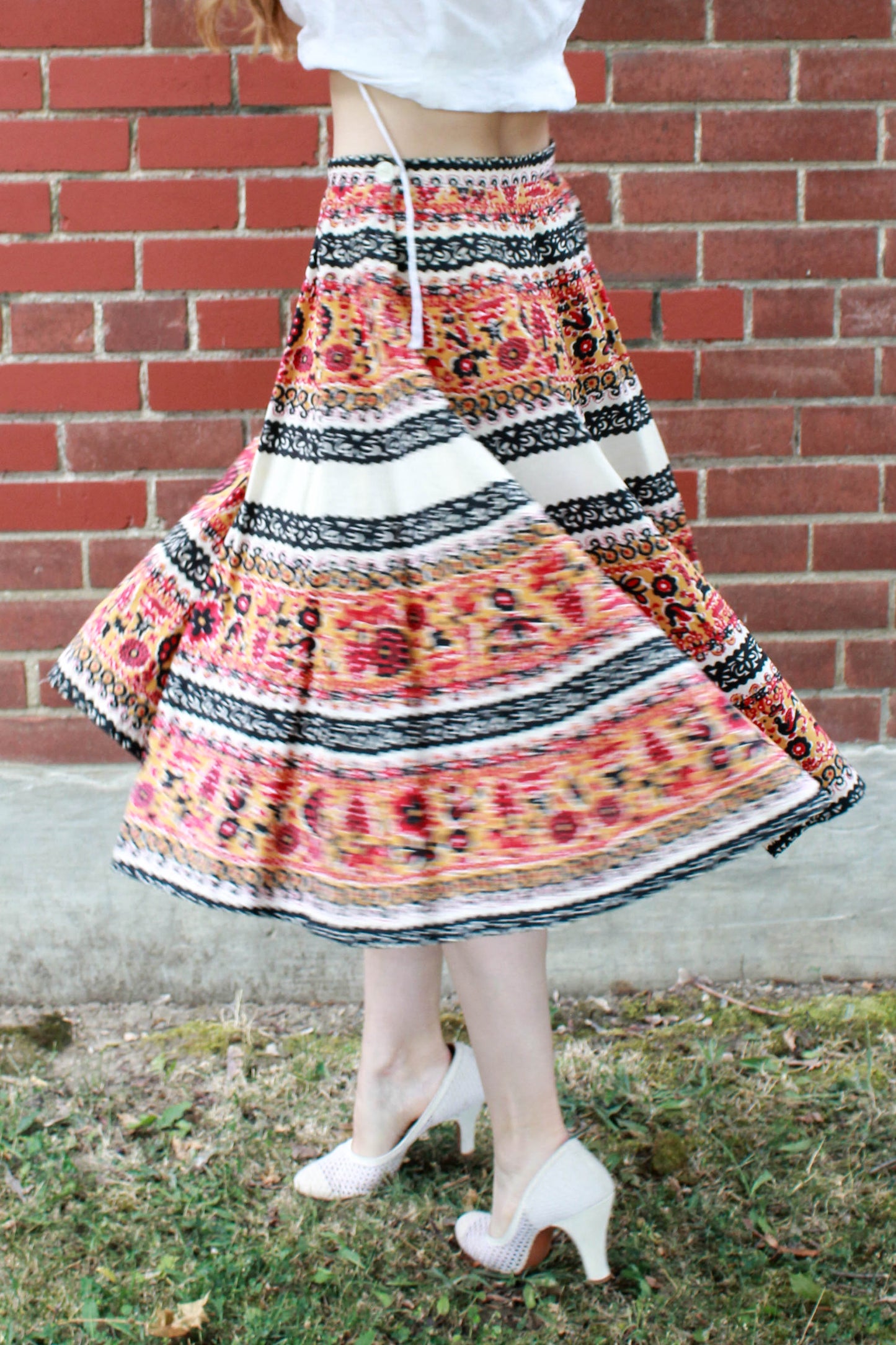 1950s novelty border print panelled full skirt, folk print square dancing skirt