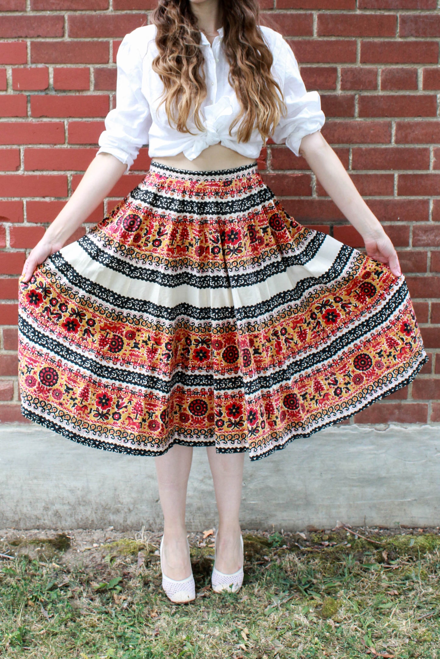 1950s novelty border print panelled full skirt, folk print square dancing skirt