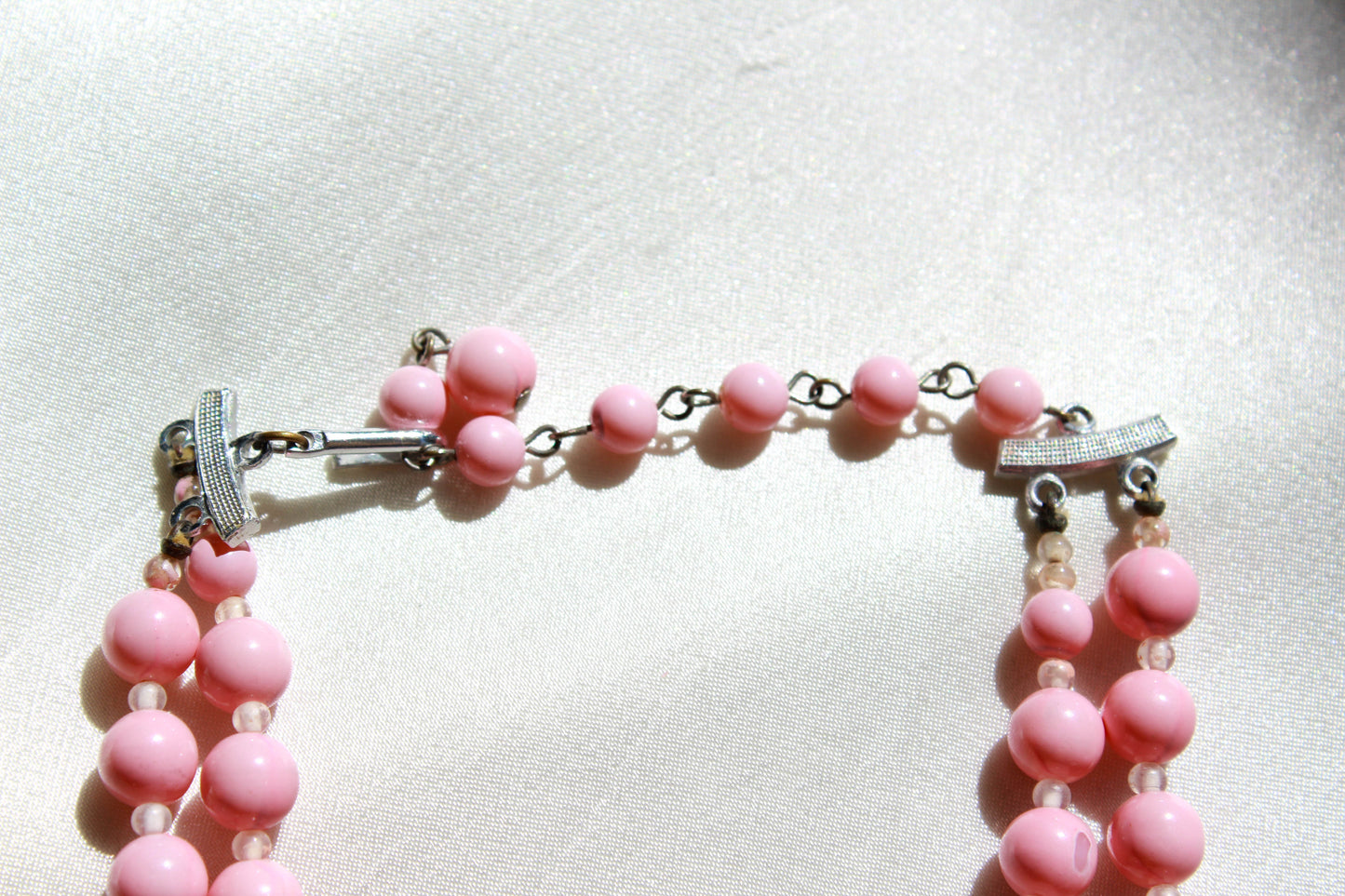 1950s Pink Glass Bead Necklace