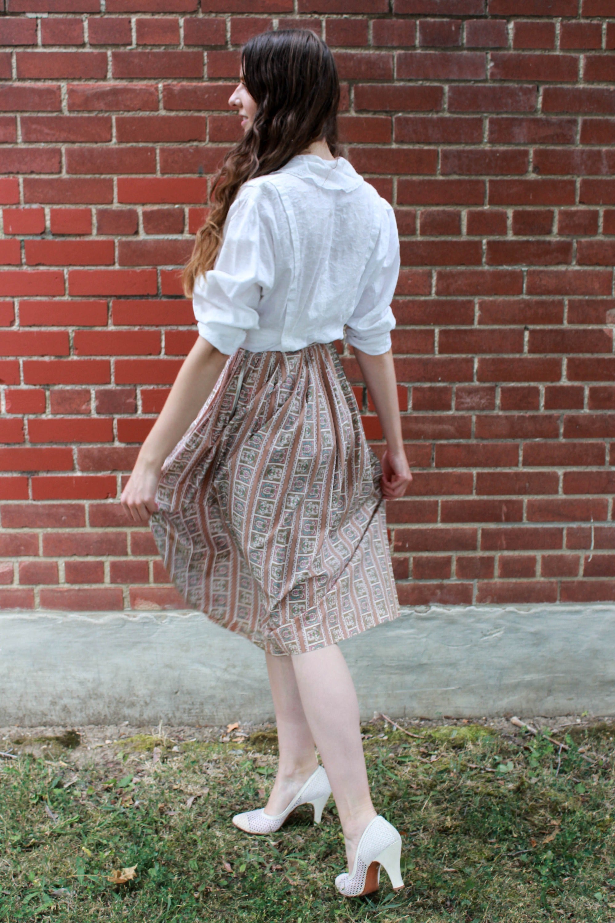 1950s Floral Print Skirt with Matching Belt, Waist 24