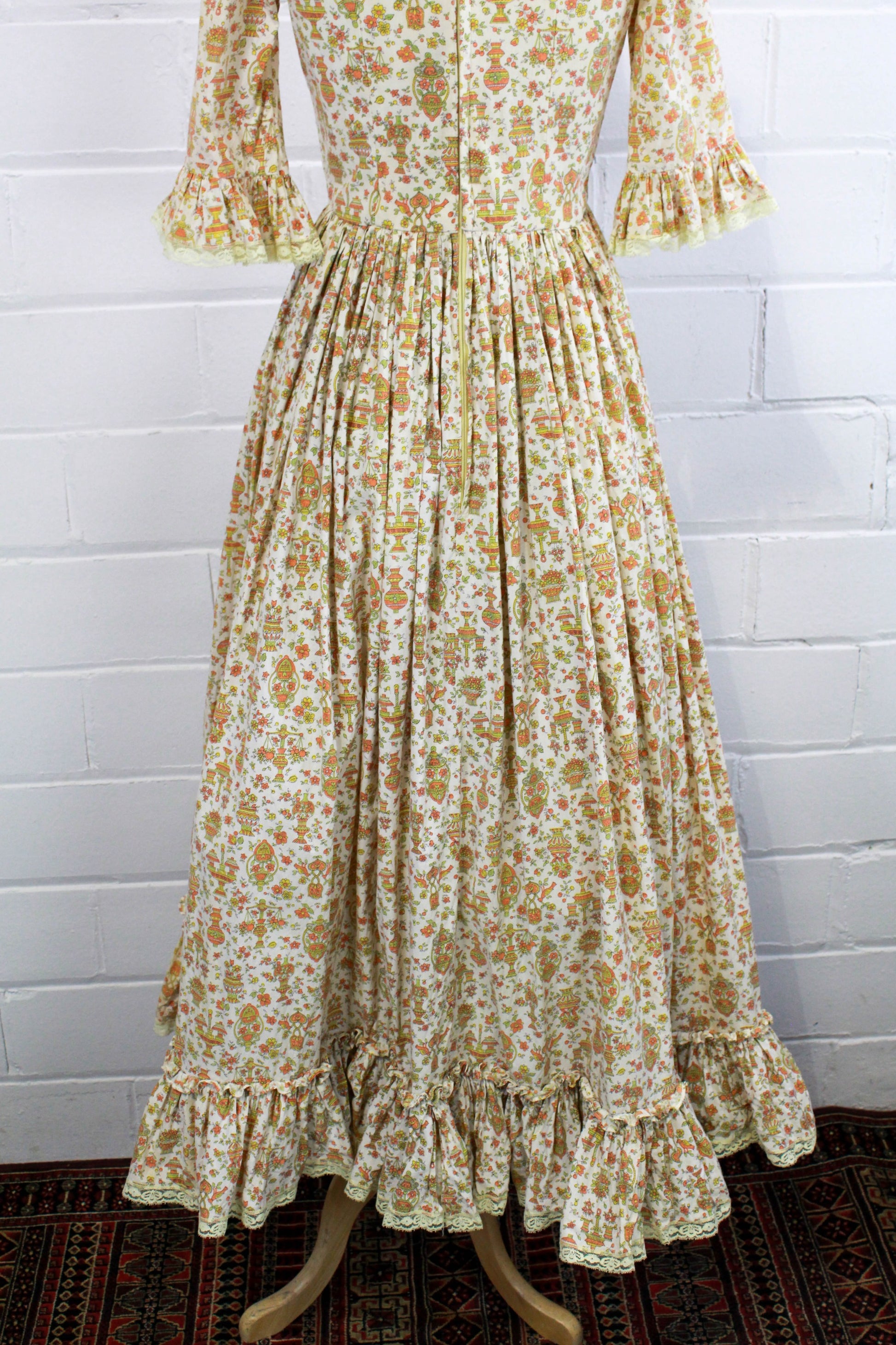 Vintage 1960s Floral Prairie Maxi Dress with Peter Pan Collar, Small Vintage 1960s Floral Prairie Maxi Dress with Peter Pan Collar, Small