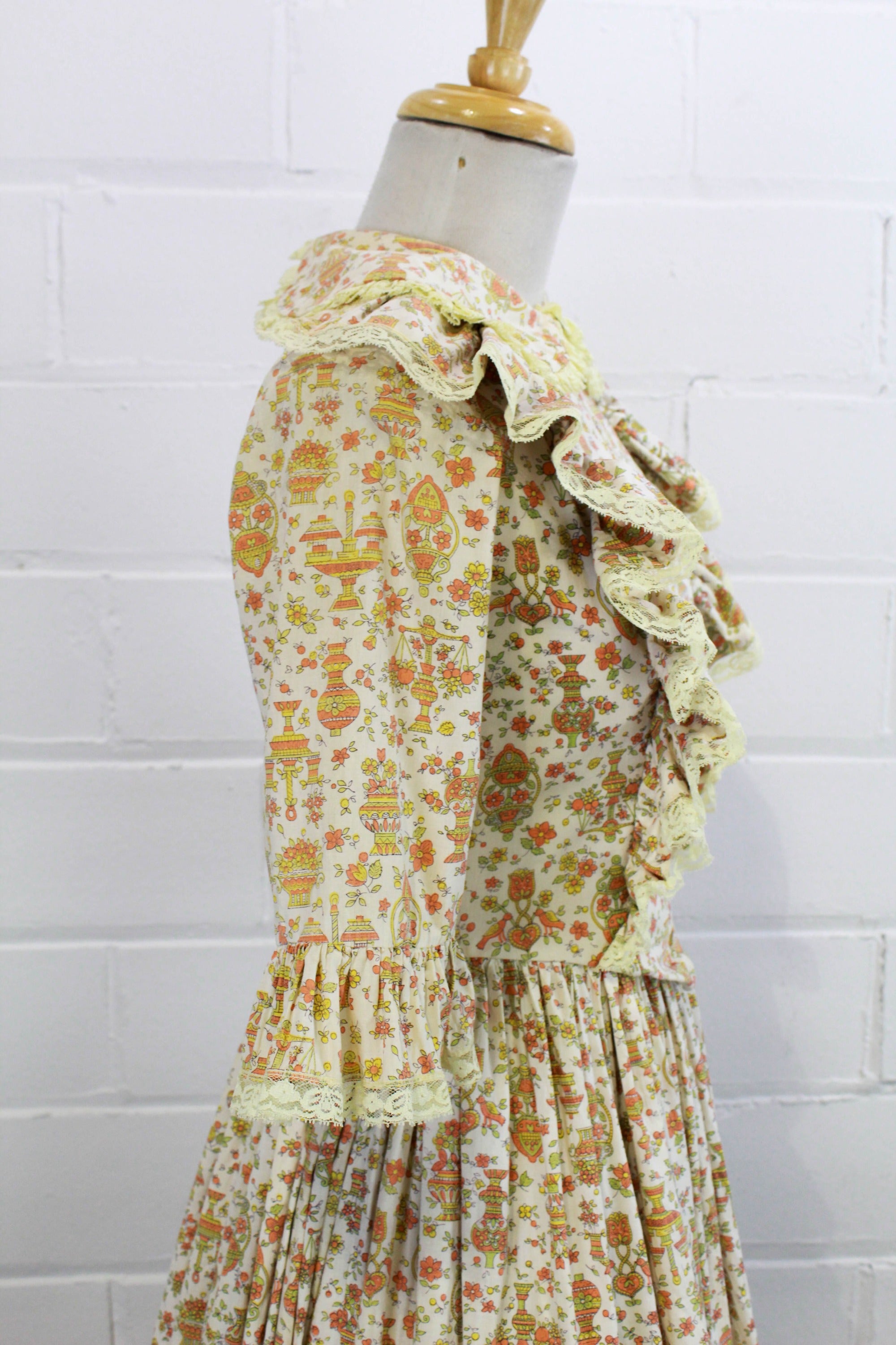 Vintage 1950s Handmade Peter sale Pan Collar Floral Mod Mini Dress