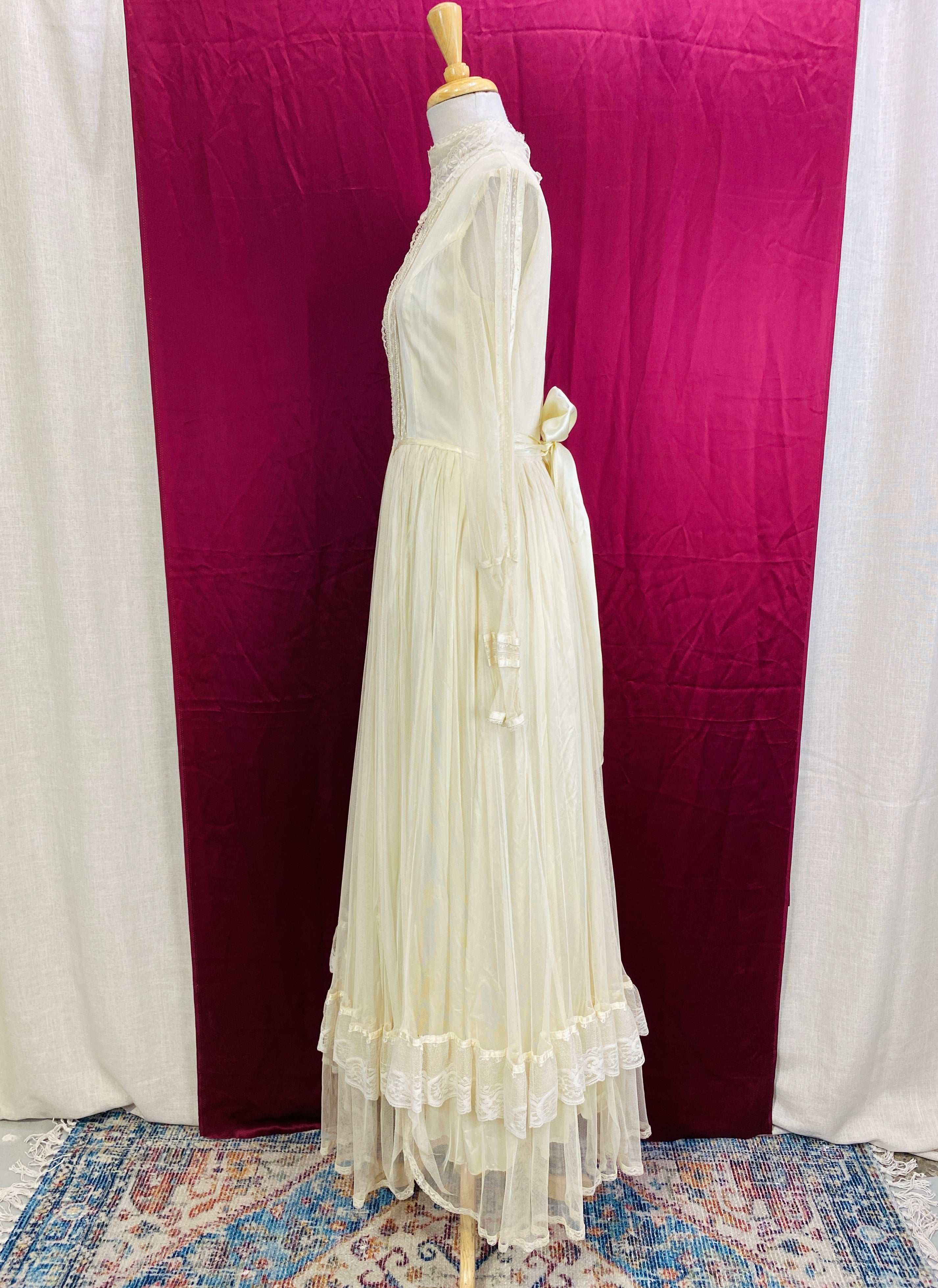 Vintage 1970s Gunne Sax Ivory Edwardian-Style Wedding Dress