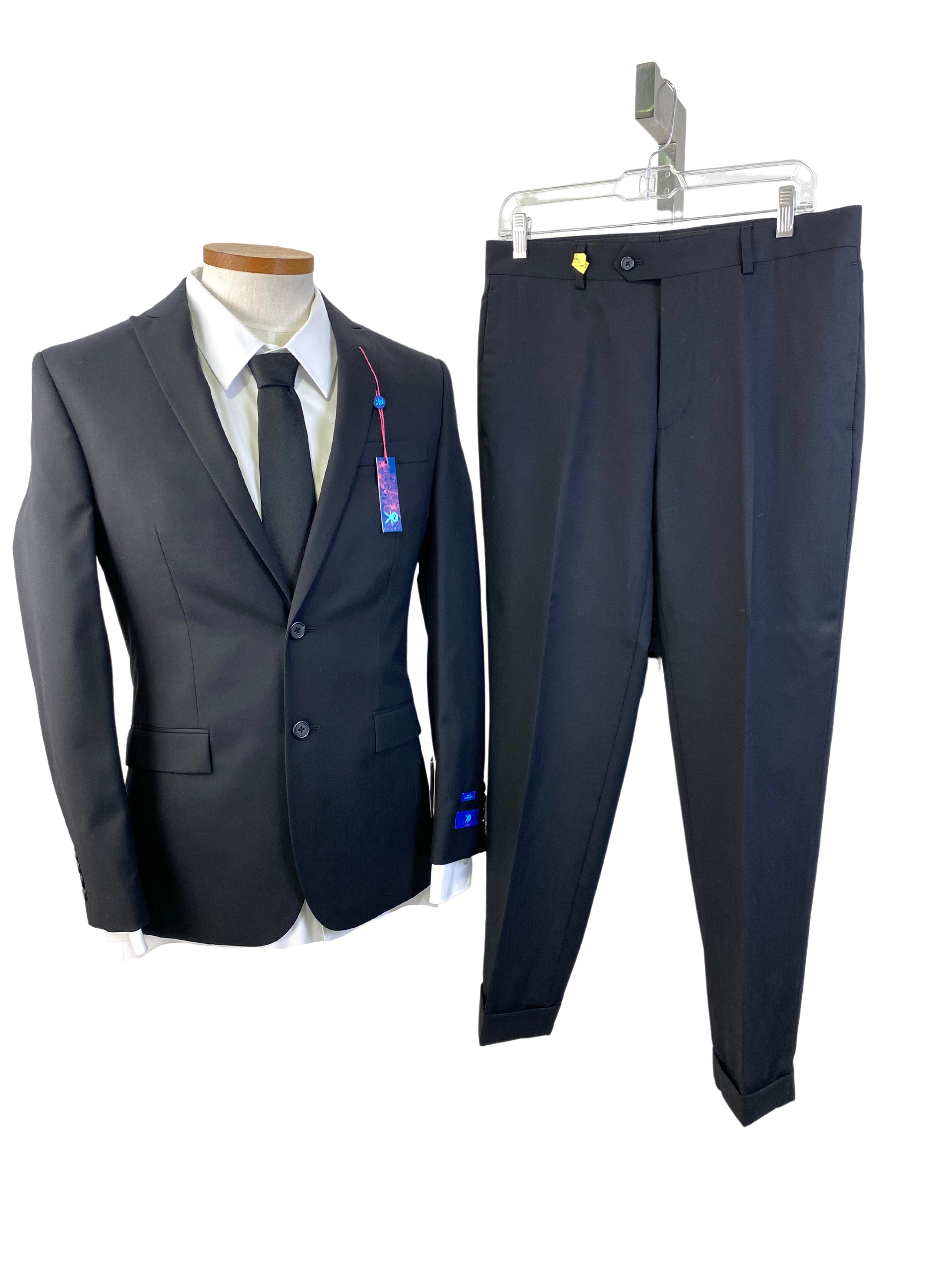 Yves Saint Laurent Vintage Silk Tie and Pocket Square - Yves Saint Laurent  MAN Silk Paisley Suit