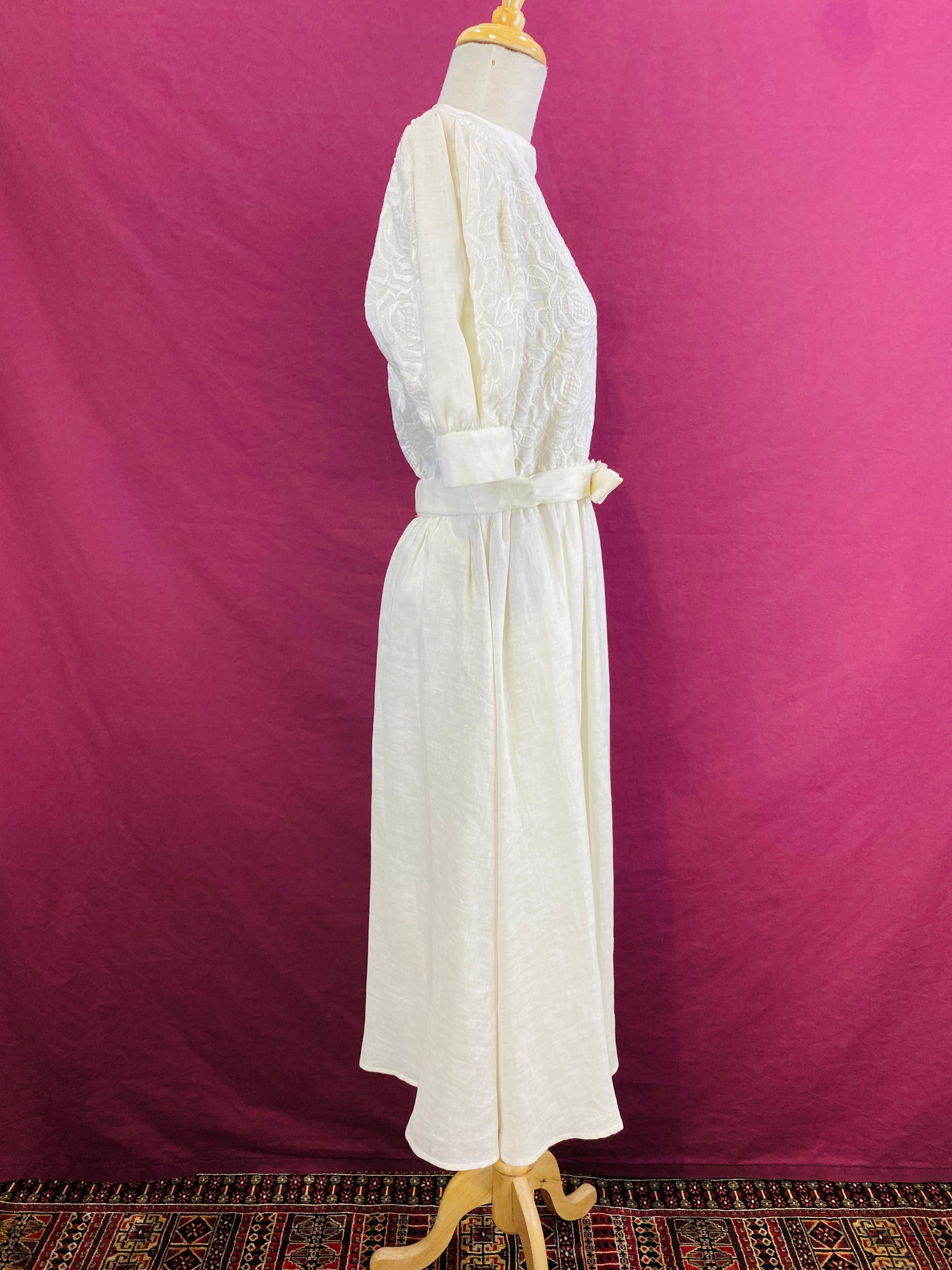 Vtg L'Aiglon Original brown/white Swirl dress with own belt circa 1960's