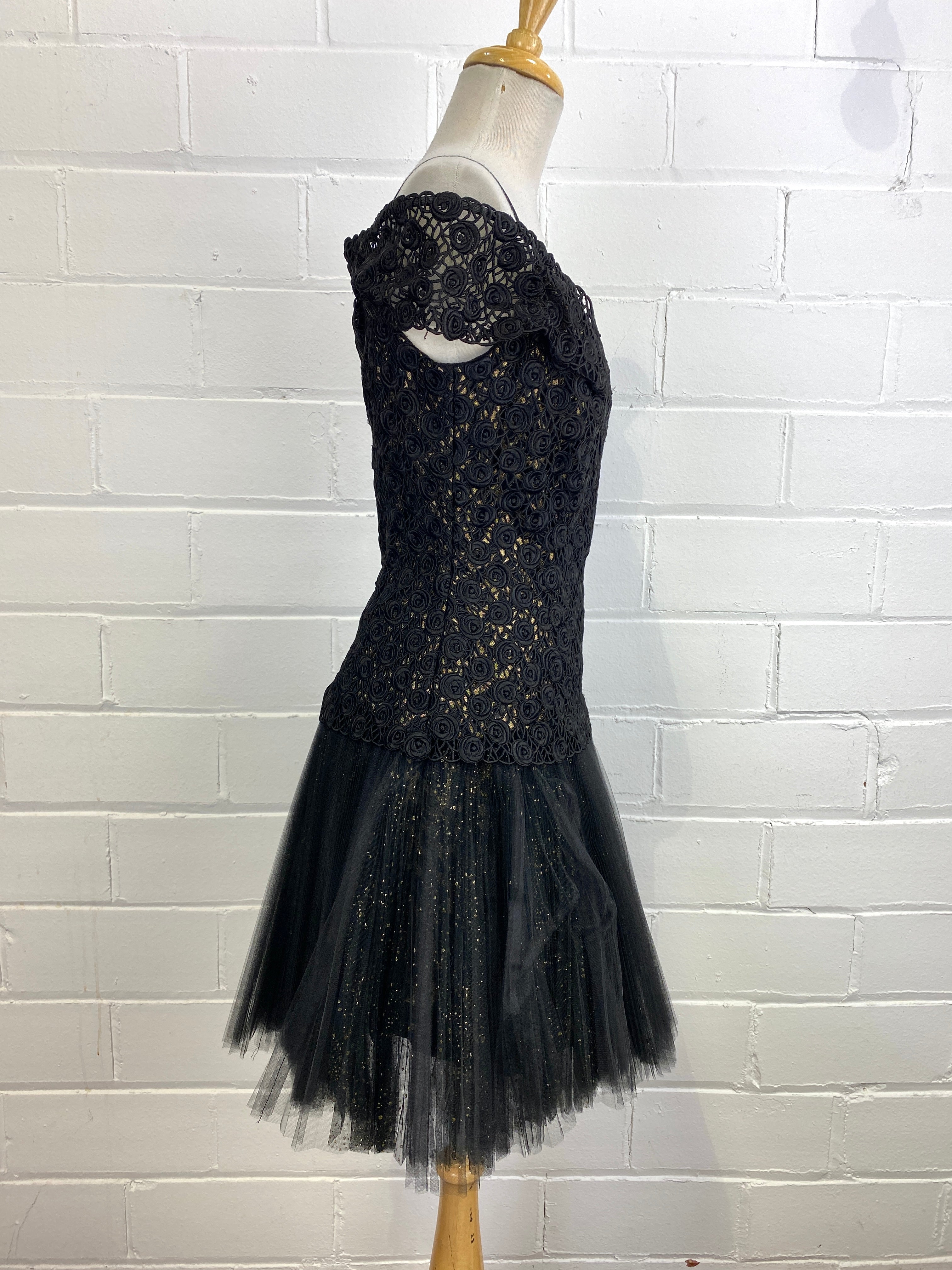 Vintage 1980s Black Pleated Tulle Drop-Waist Party Dress with Rose Lac –  Ian Drummond Vintage