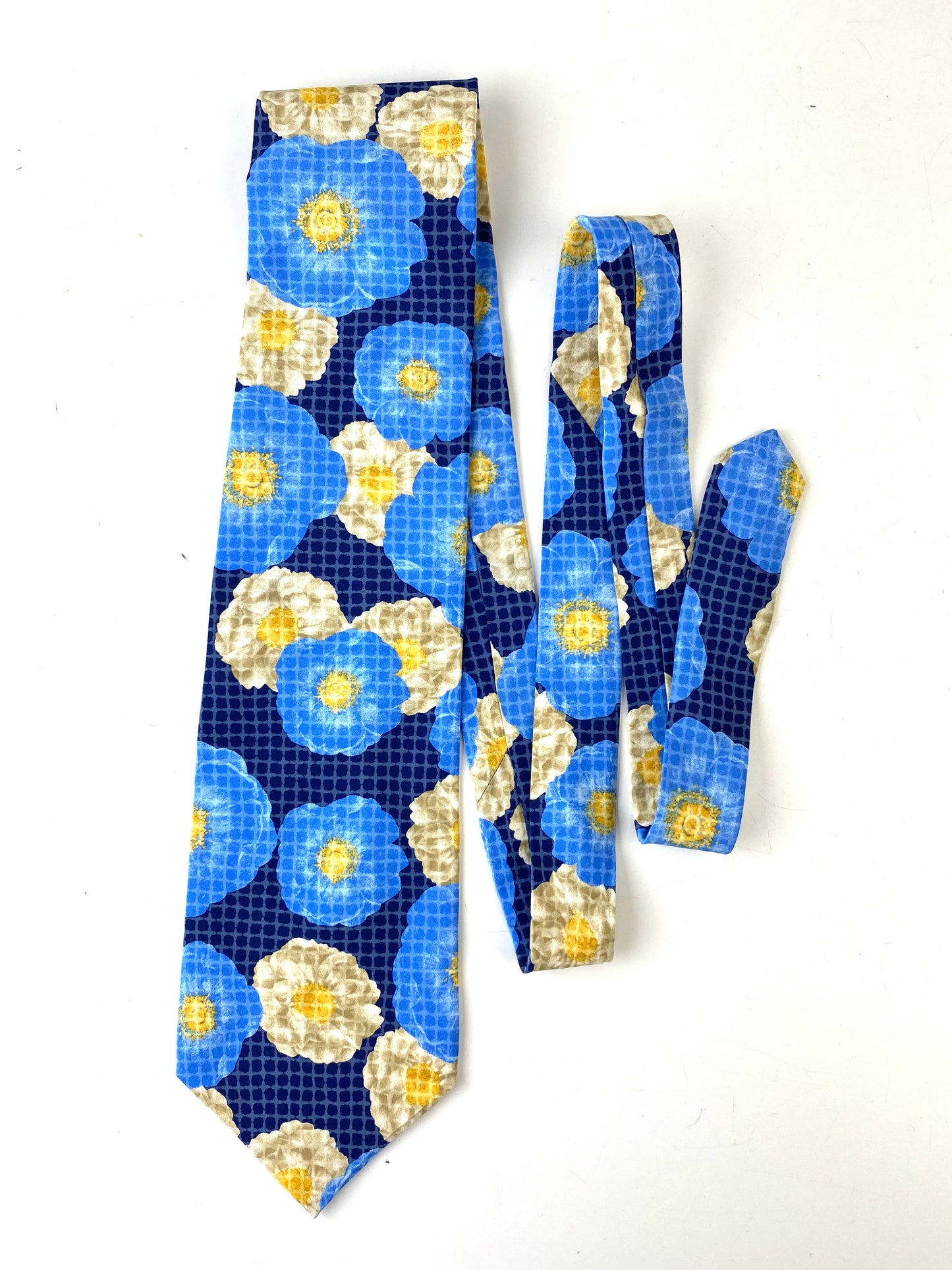 90s Deadstock Silk Necktie, Men's Vintage Blue/ Yellow Wild Rose Pattern Tie, NOS