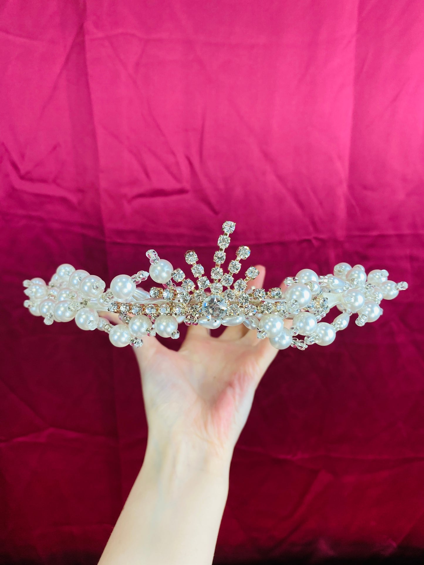 Vintage 80s/ 90s Diamanté & Pearl Bridal Headpiece