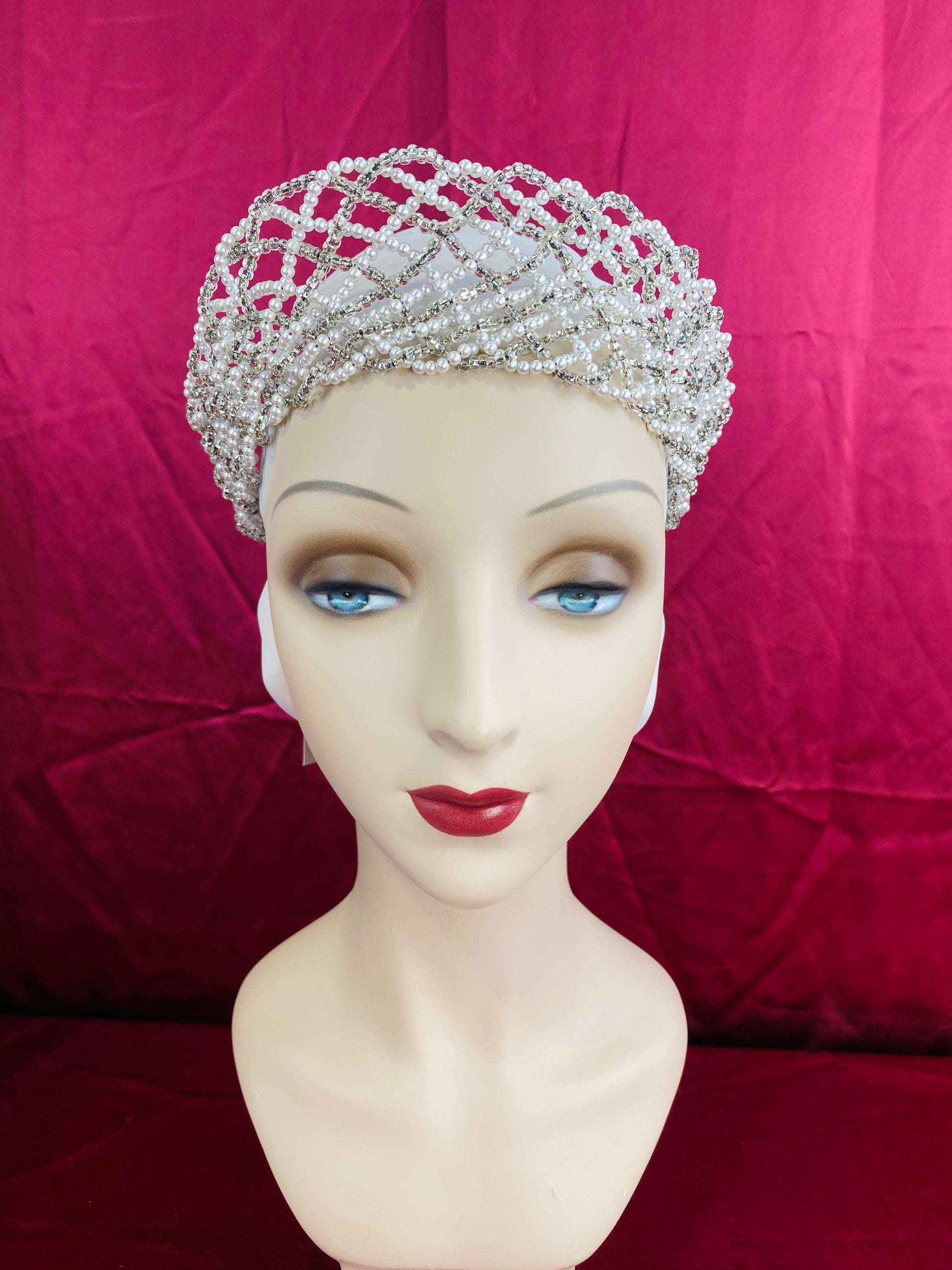 Vintage 80s/ 90s Pearl Bead Bridal Halo Crown