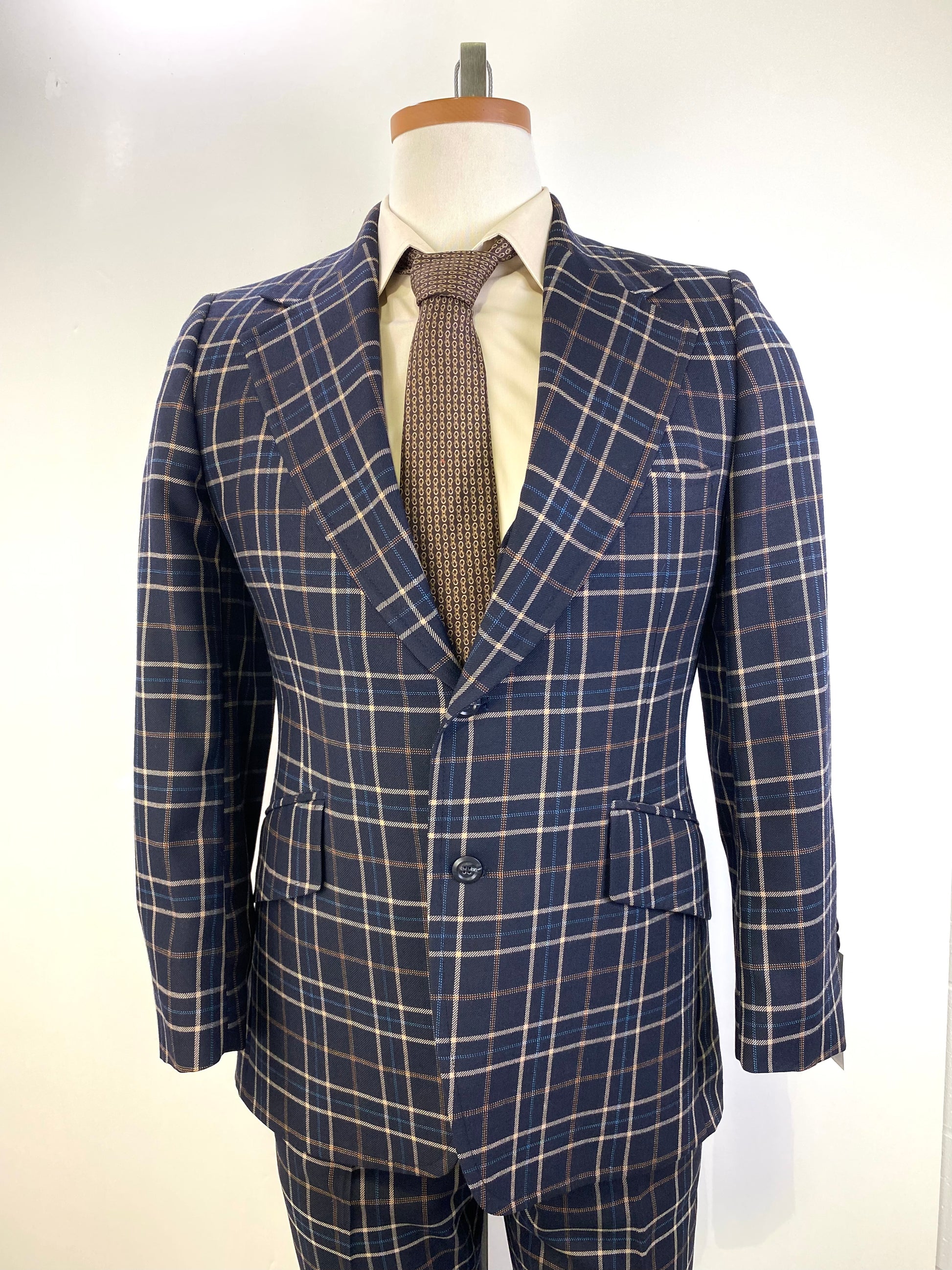 1970s Vintage Men's Suit, Navy/ Beige Plaid 3-Piece Suit, Johnny Carson for Kleinhan's, C40