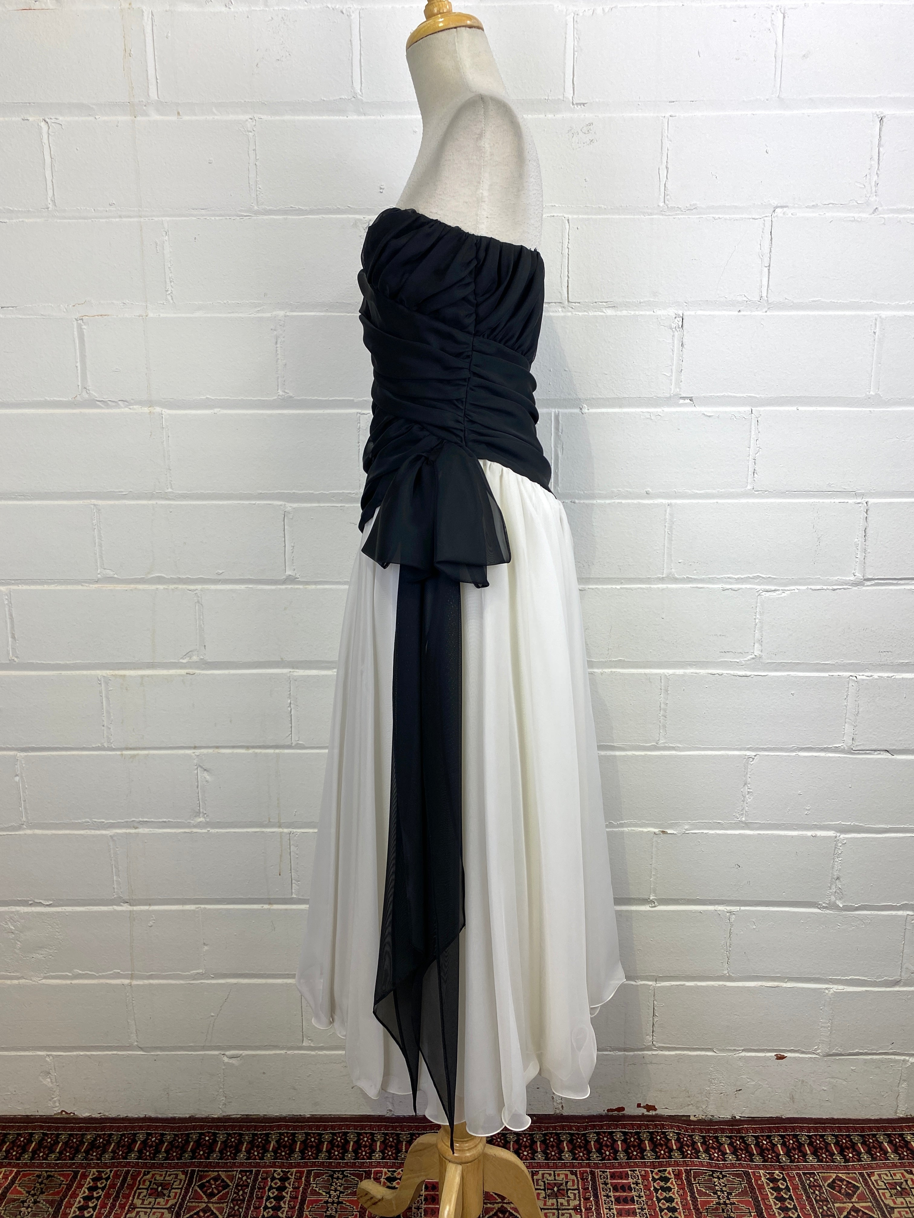 Black and clearance white 80s dress