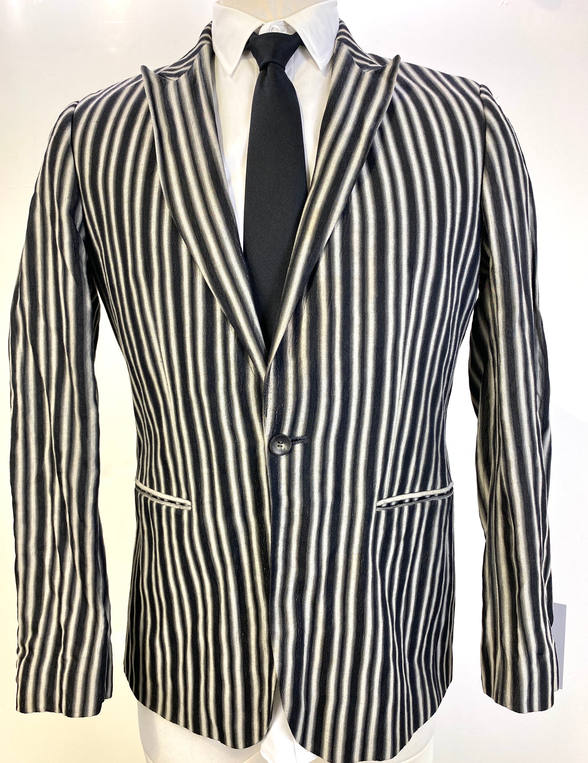 1990s Vintage Black/ Grey Stripe Men's Blazer, Venturo Jacket, C40