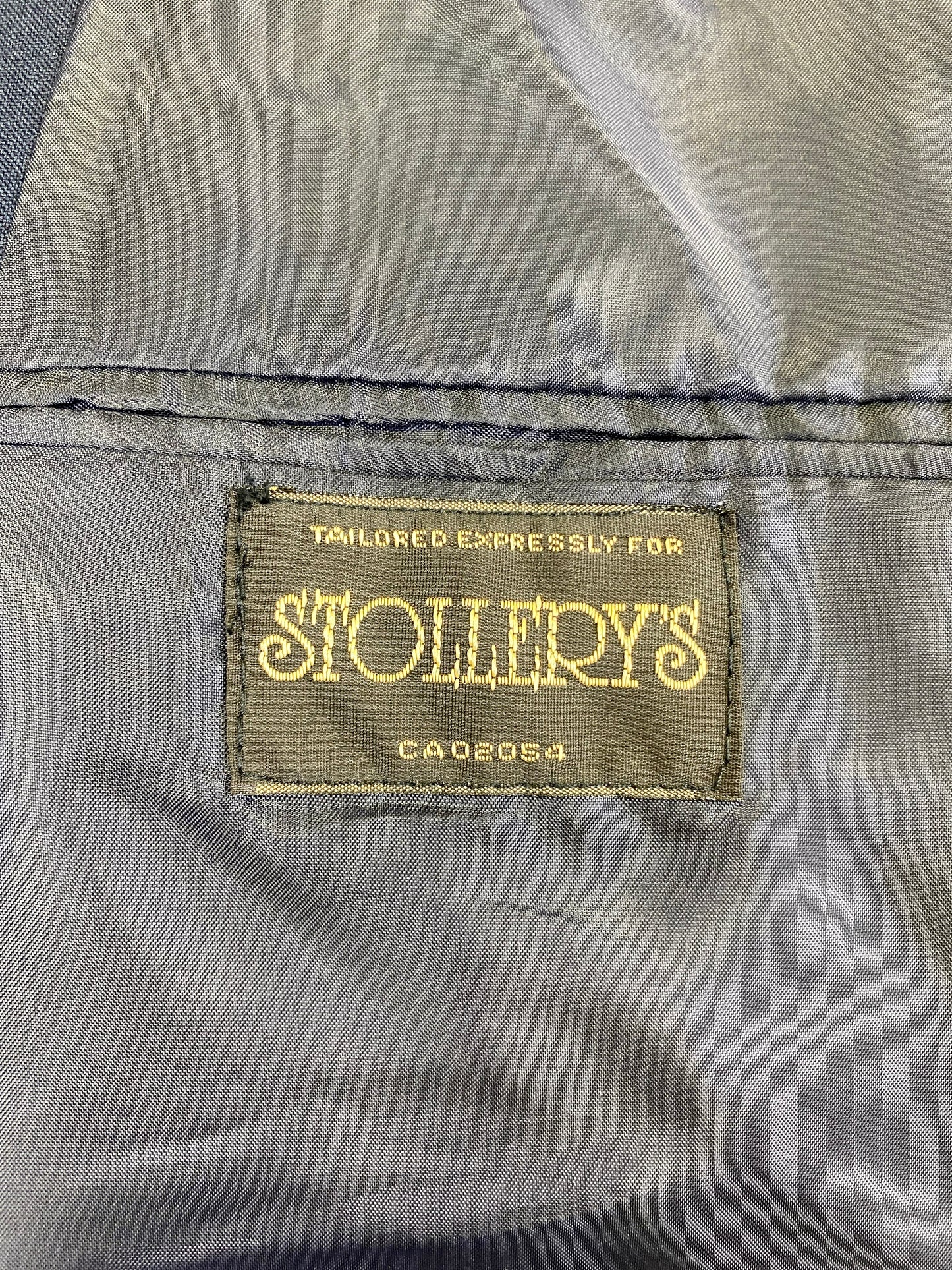2000s Men's 2-Piece Solid Navy Suit, Stollery's, C42T