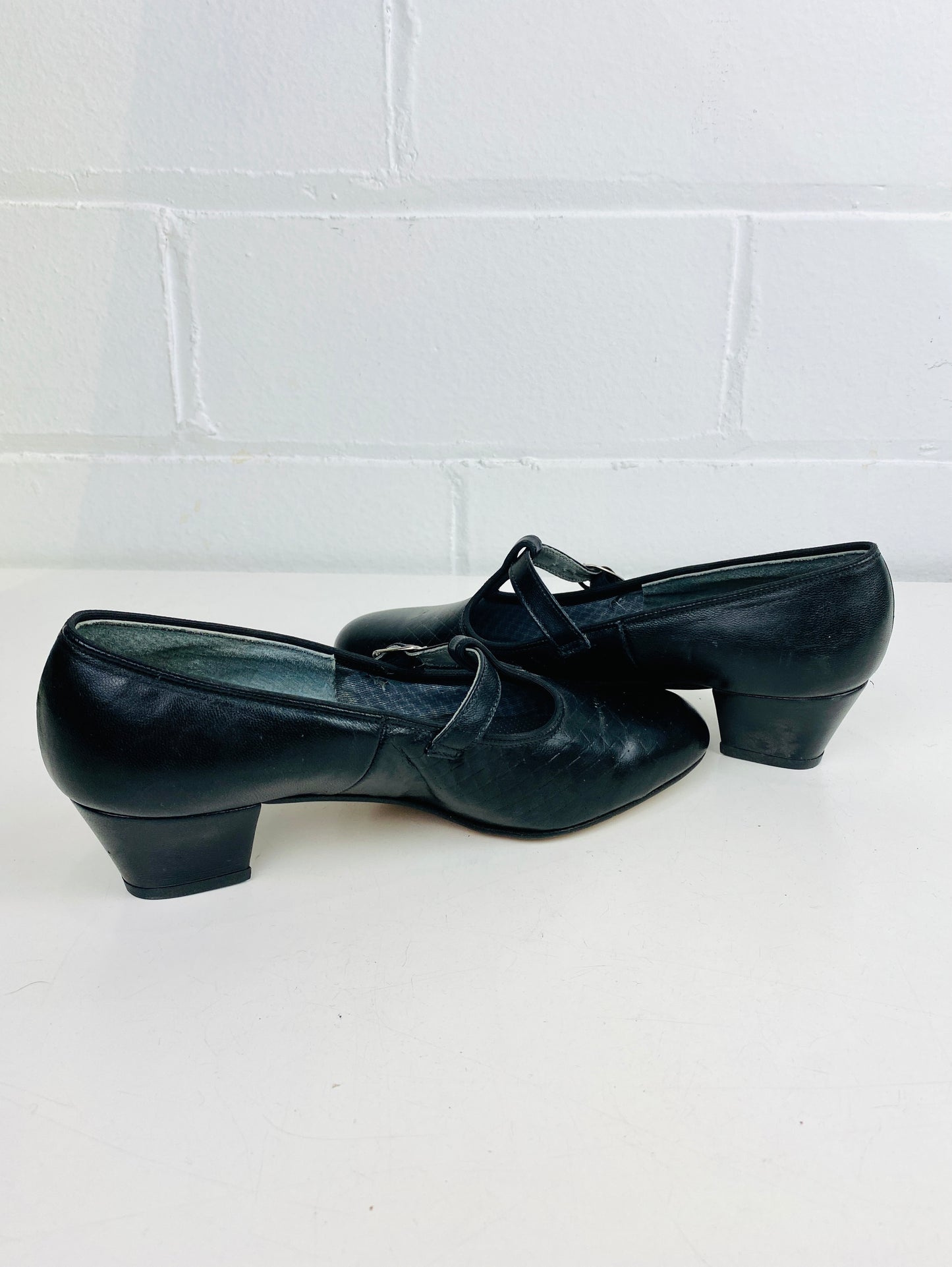 Vintage Deadstock Shoes, Women's 1980s Black Leather Cuban Heel T-Strap Pump's, NOS