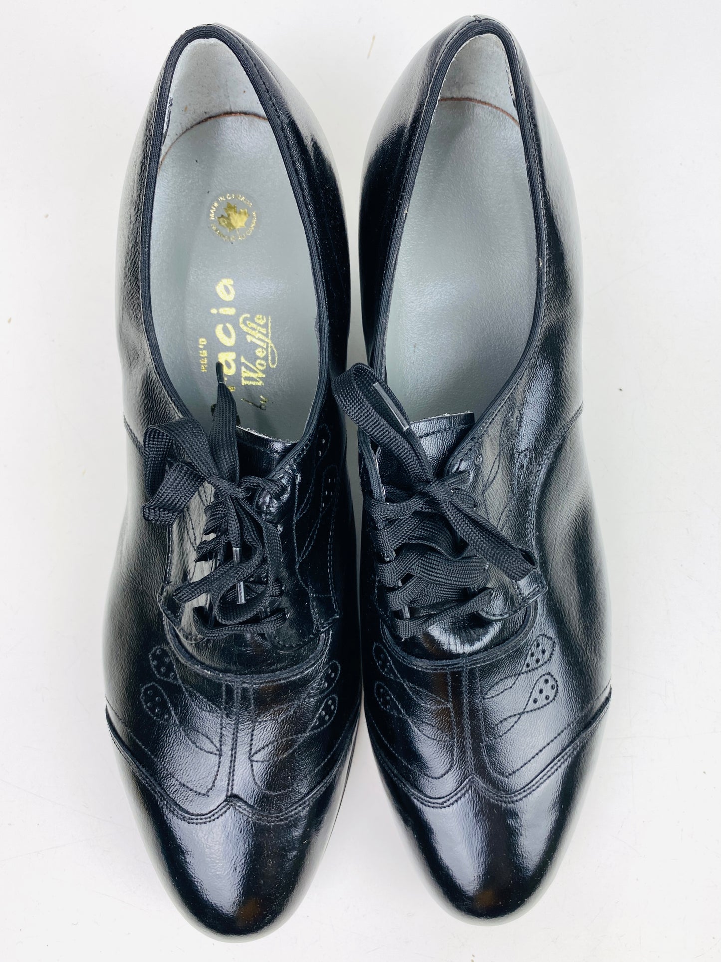 Vintage Deadstock Shoes, Women's Black Leather Oxford's, Cuban Heel, NOS, 147