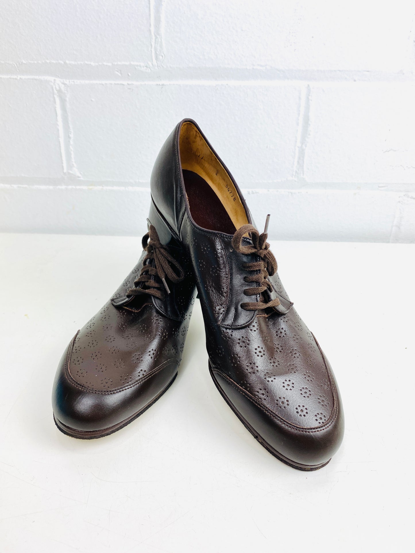 Vintage Deadstock Shoes, Women's 1980s Brown Leather Cuban Heel Oxfords, NOS, 1616