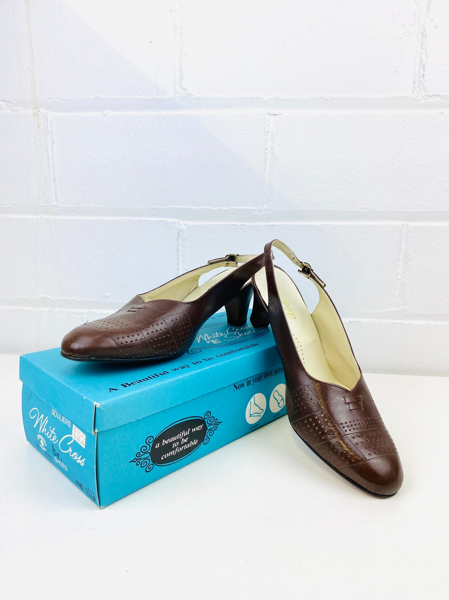 Vintage Deadstock Shoes, Women's 1980s Brown Leather Mid-Heel Sling-Back Pumps, NOS, 8577