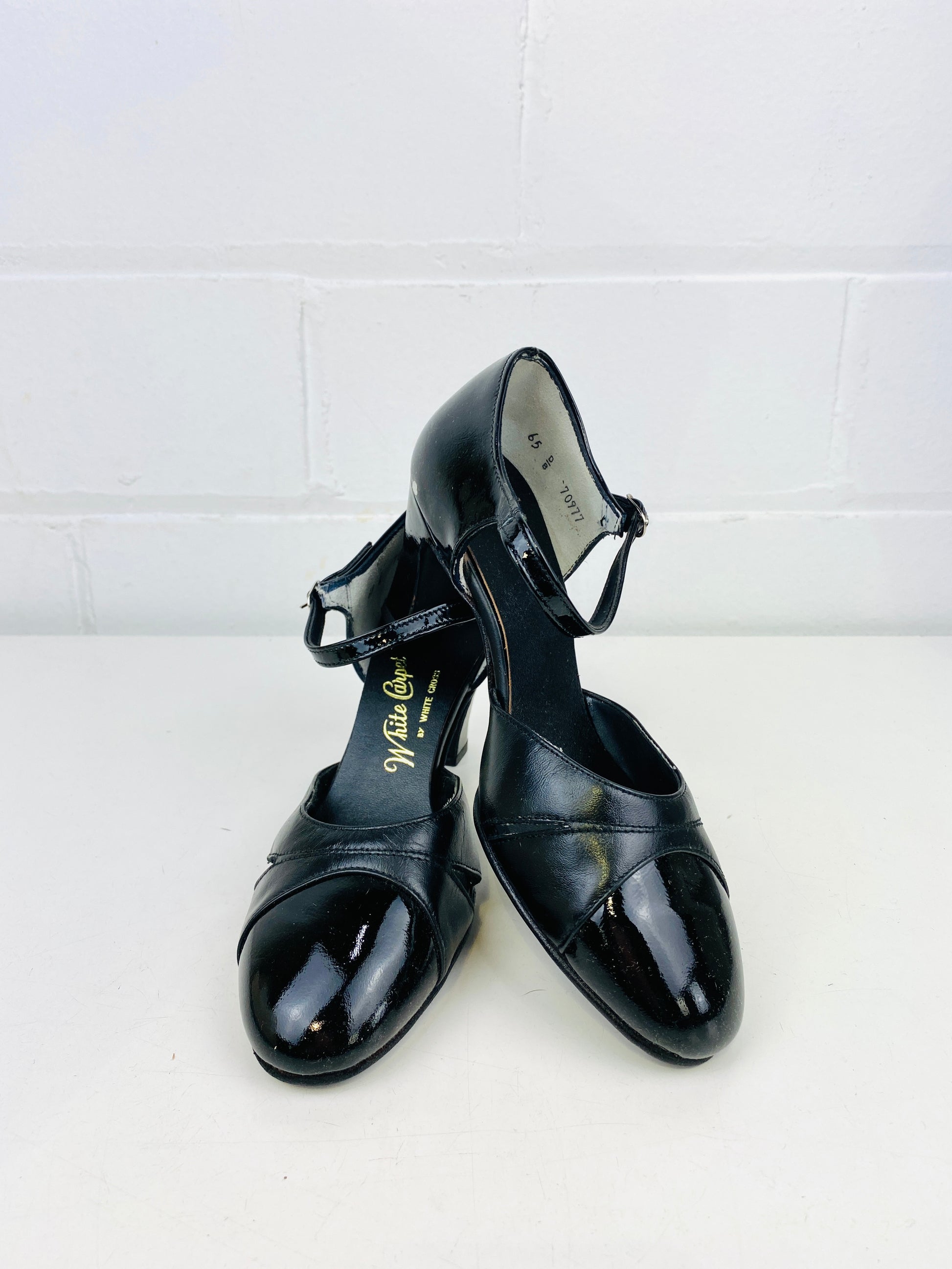 Vintage Deadstock Shoes, Women's 1980s Black Leather Mid-Heel Sandals, NOS, 7489