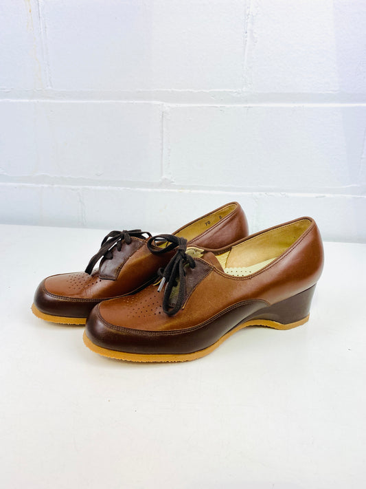 Vintage Deadstock Shoes, Women's 1980s Brown Leather Wedge Heel Oxfords, NOS, 8080