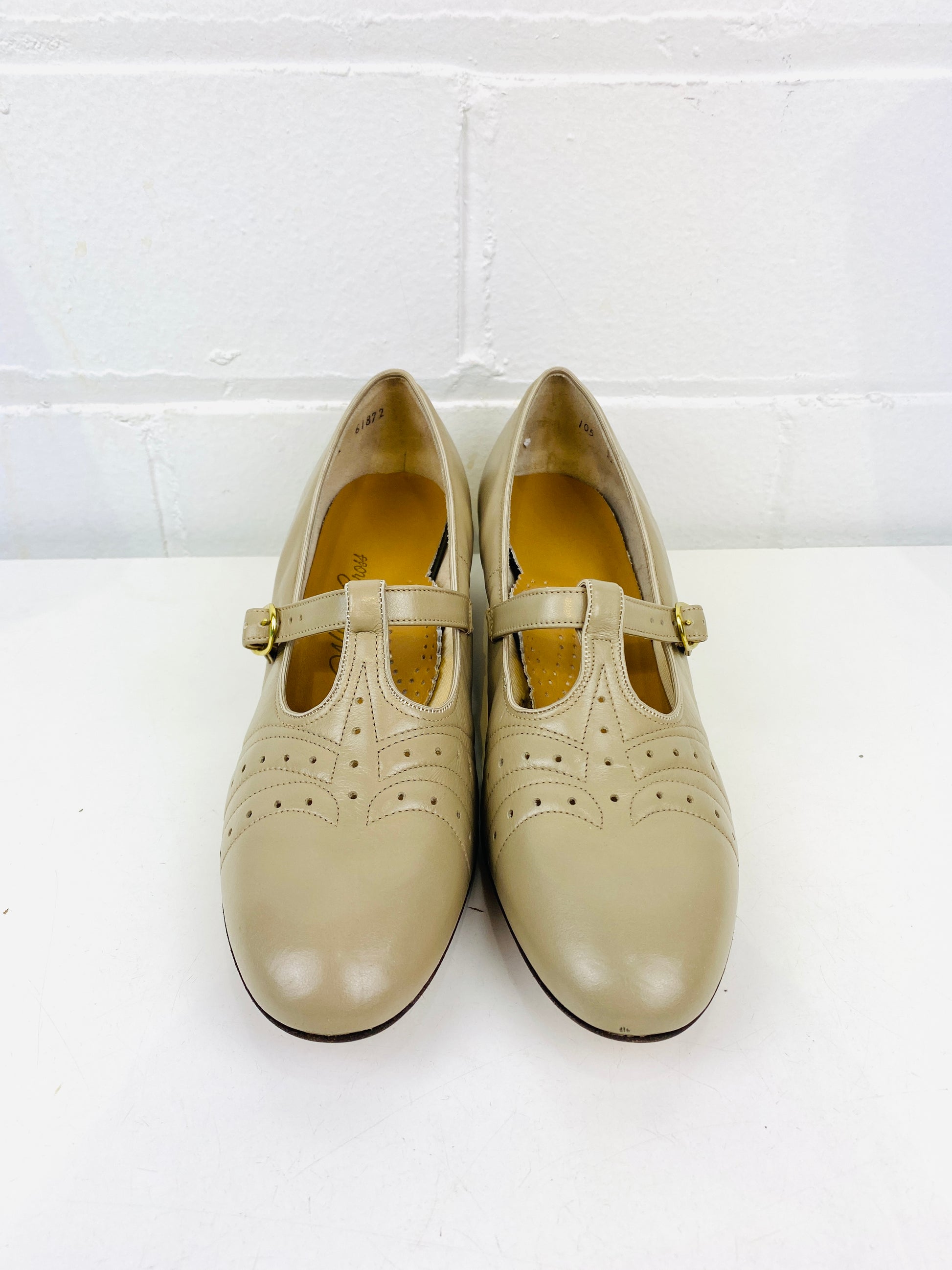 Vintage Deadstock Shoes, Women's 1980s Taupe Leather Cuban Heel T-Strap Pumps, NOS, 8244
