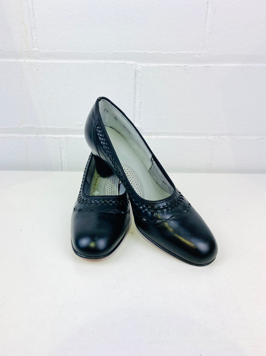 Vintage 1970s/80s Deadstock Women's Shoes, Black Leather Mid-Heel Pumps, 8230