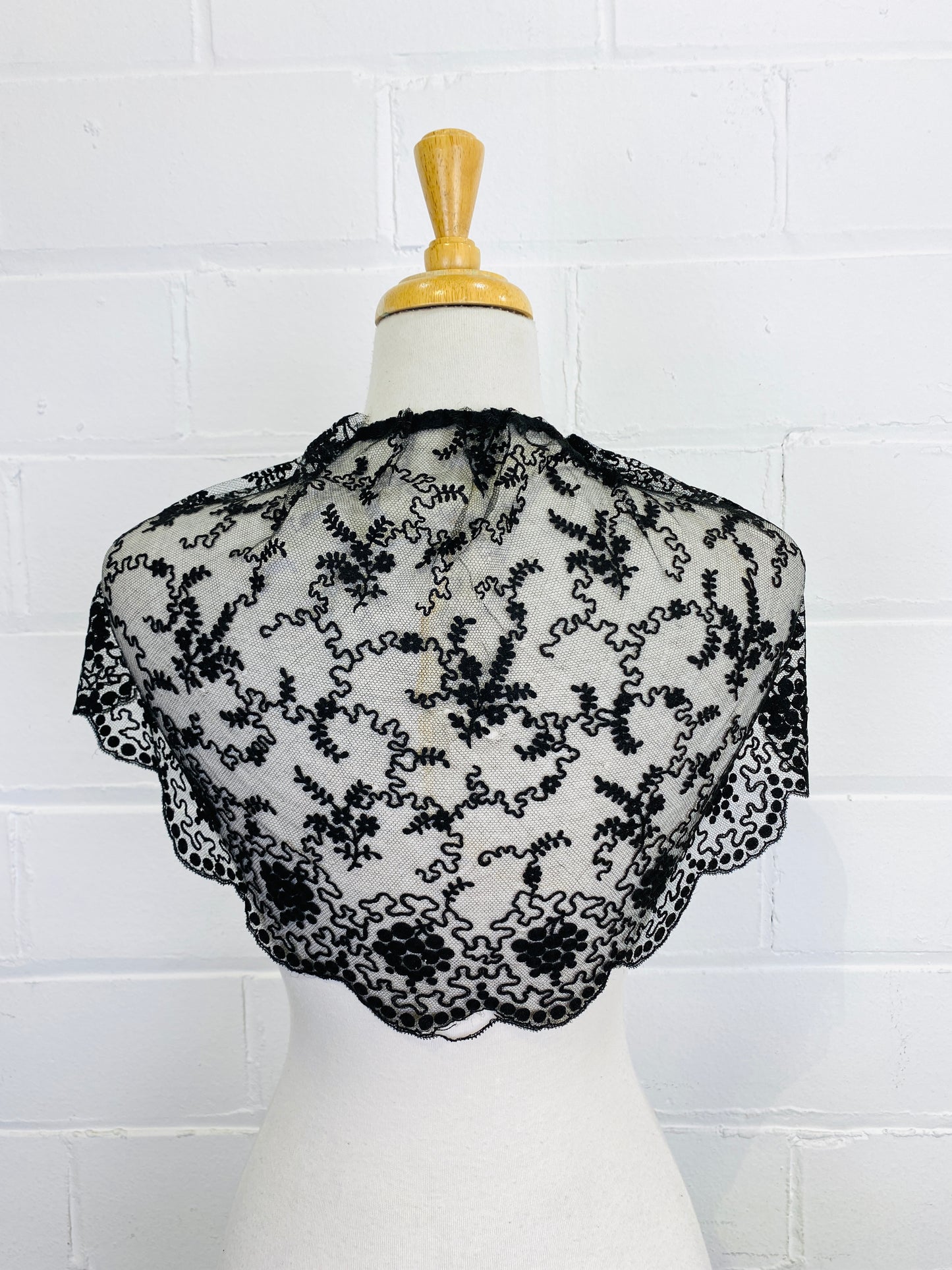 Antique Victorian Black Embroidered Tulle Lace Collar
