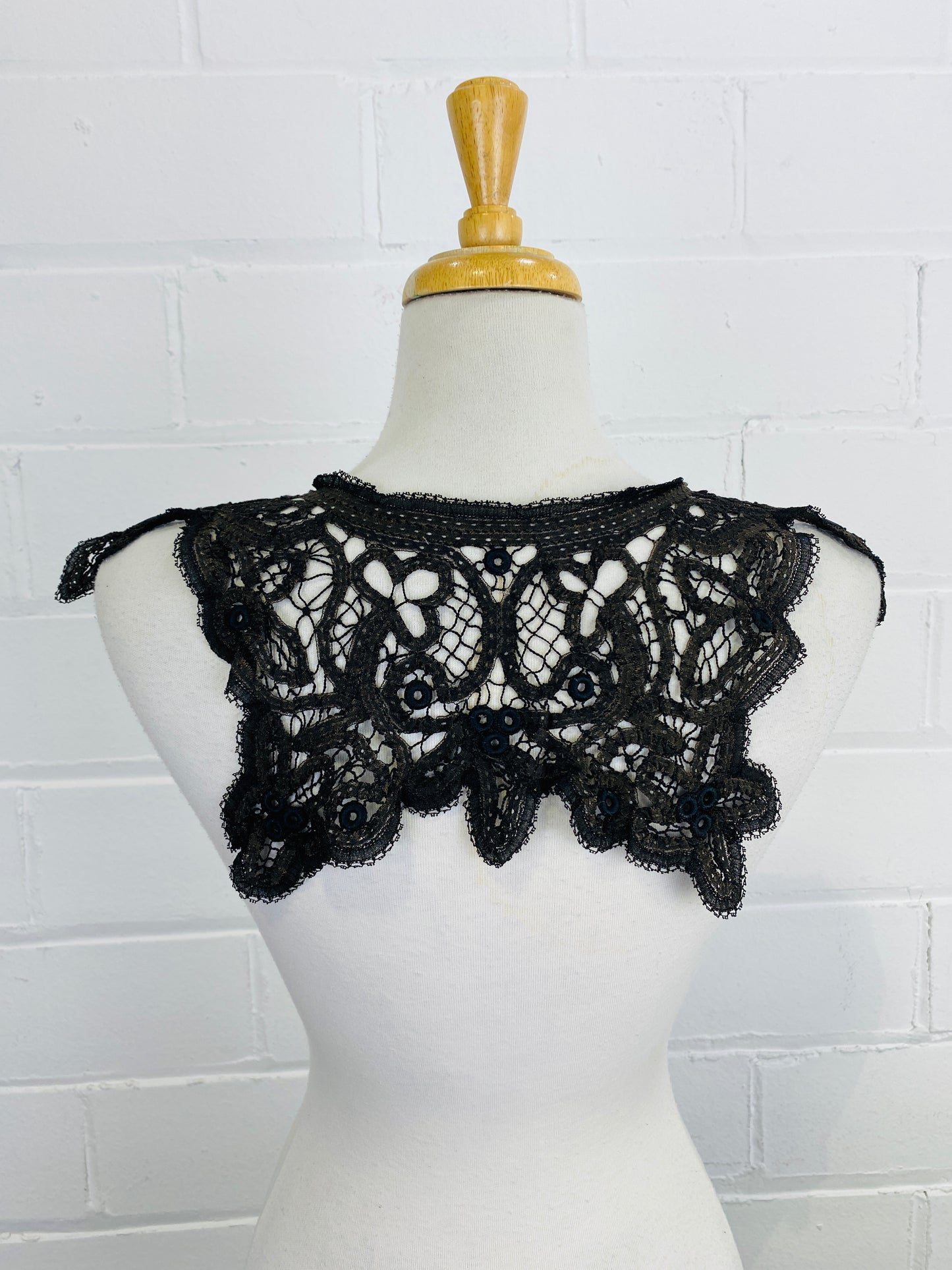 Antique Victorian Black & Brown Tapework Hand Lace Collar