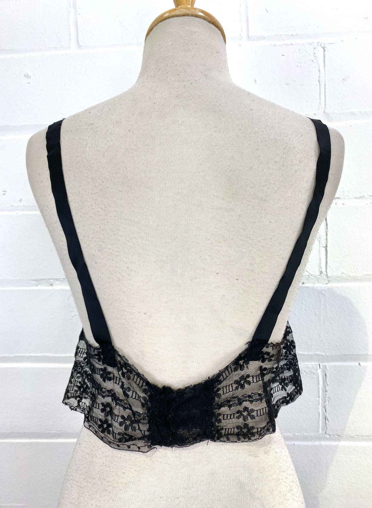 Vintage 1920s Black Floral Lace Bralette, B34 – Ian Drummond Vintage