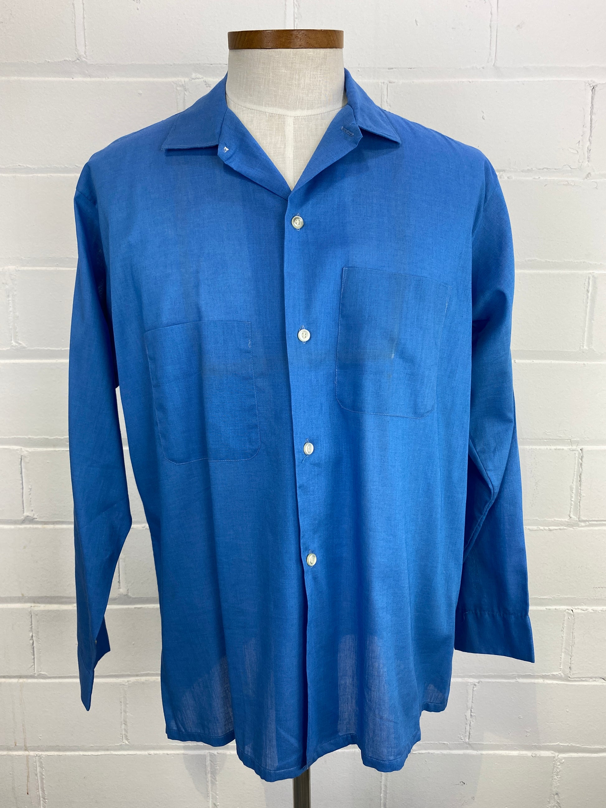 Vintage 1980s Men's Blue Button-Up Shirt, Large – Ian Drummond Vintage