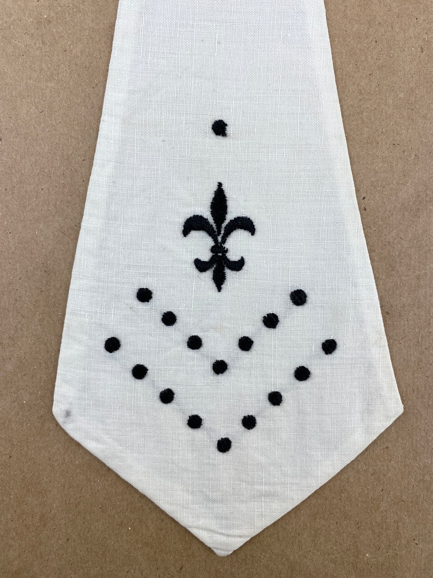 French Fleur de Lis Embroidered White Hand Towel – Linen and Letters