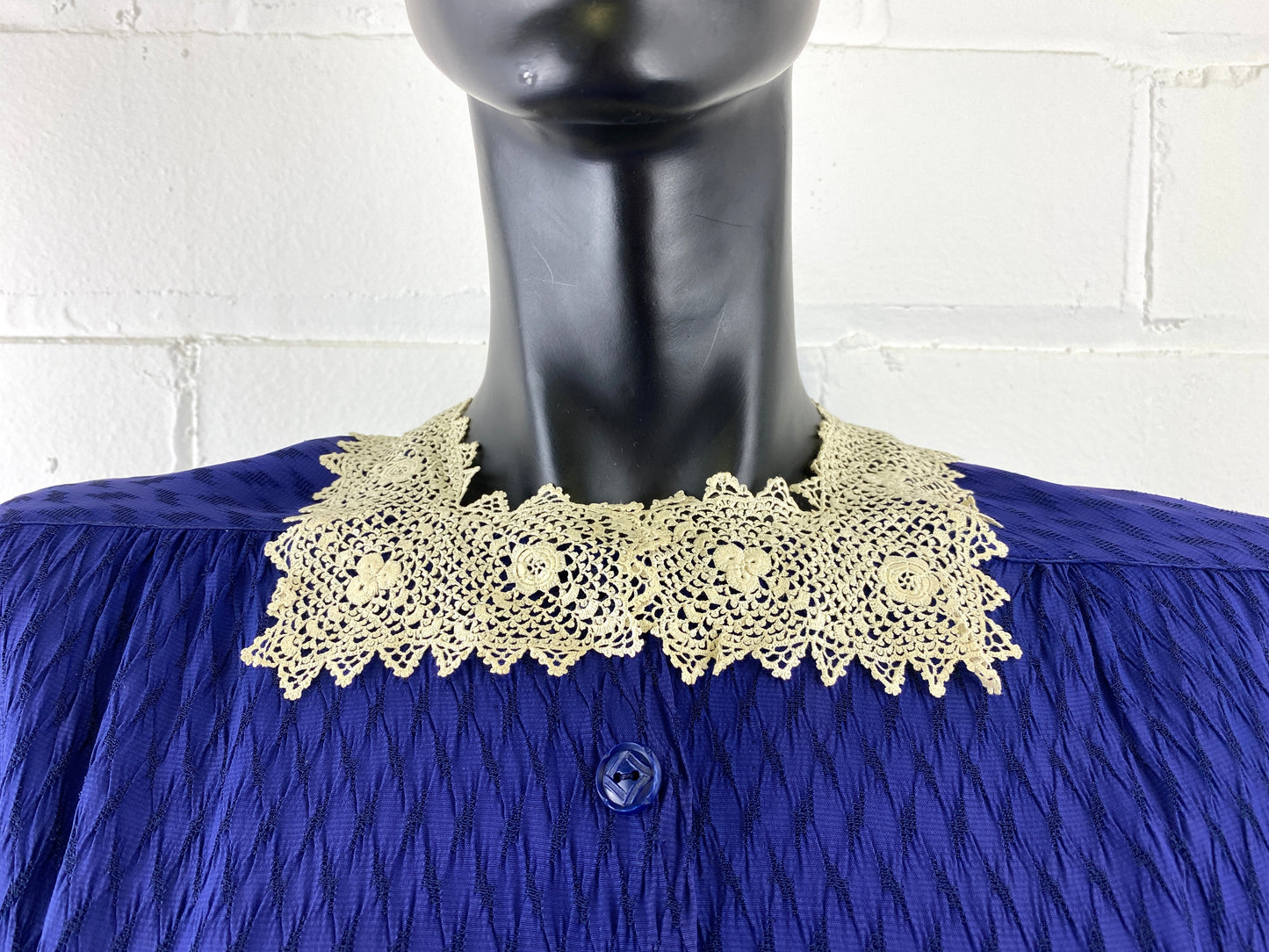 Antique 1910s Cream Irish Crochet Lace Square Collar