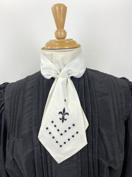 Antique 1910s White Linen Embroidered Fleur-De-Lis Ladies Necktie