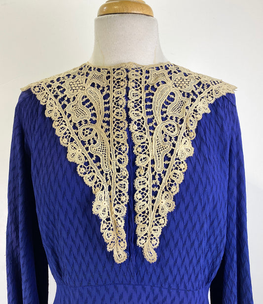 Antique Edwardian Beige Crochet Lace Collar