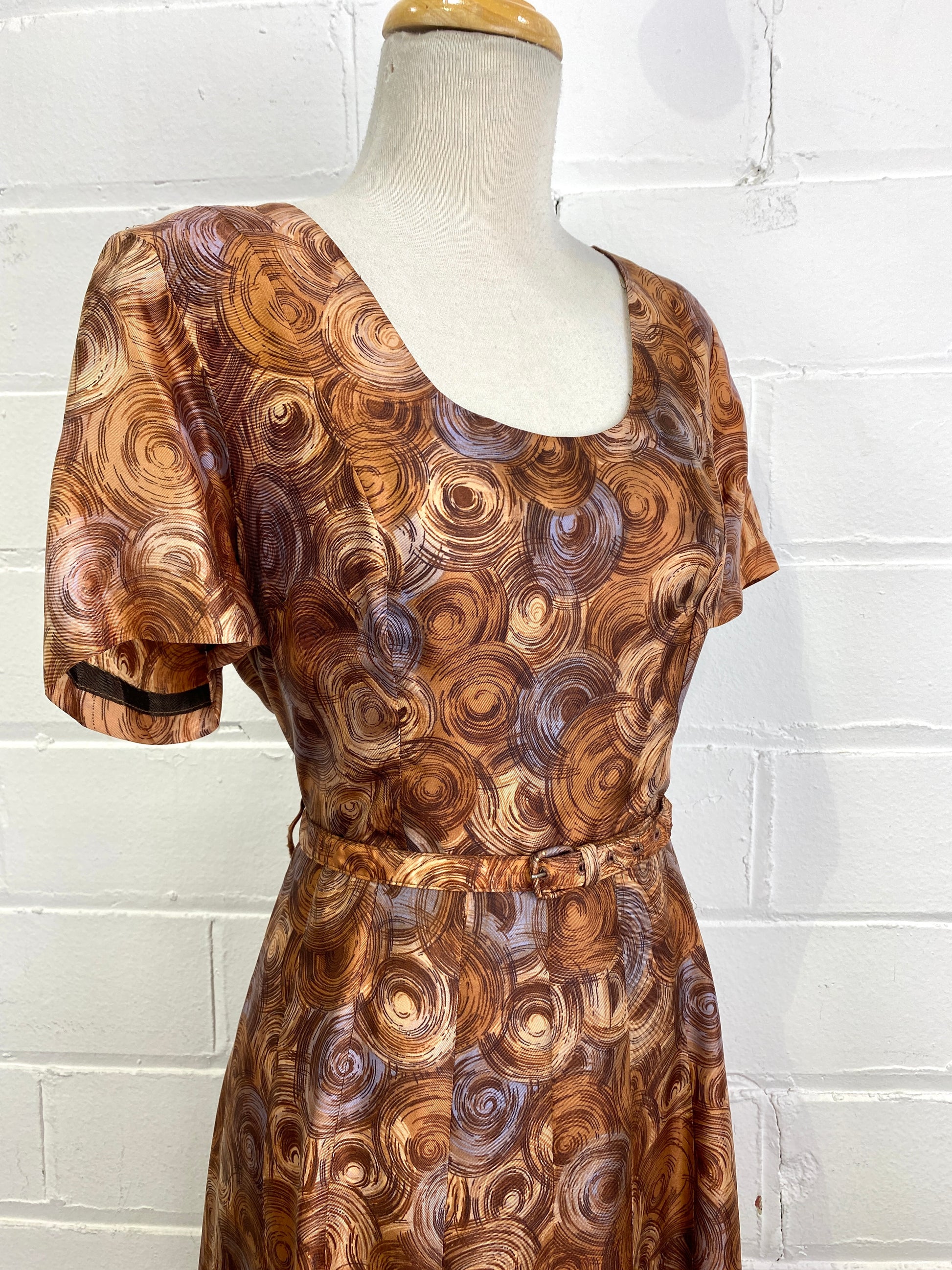 Vintage 1950s Abstract Print Brown Dress, B38