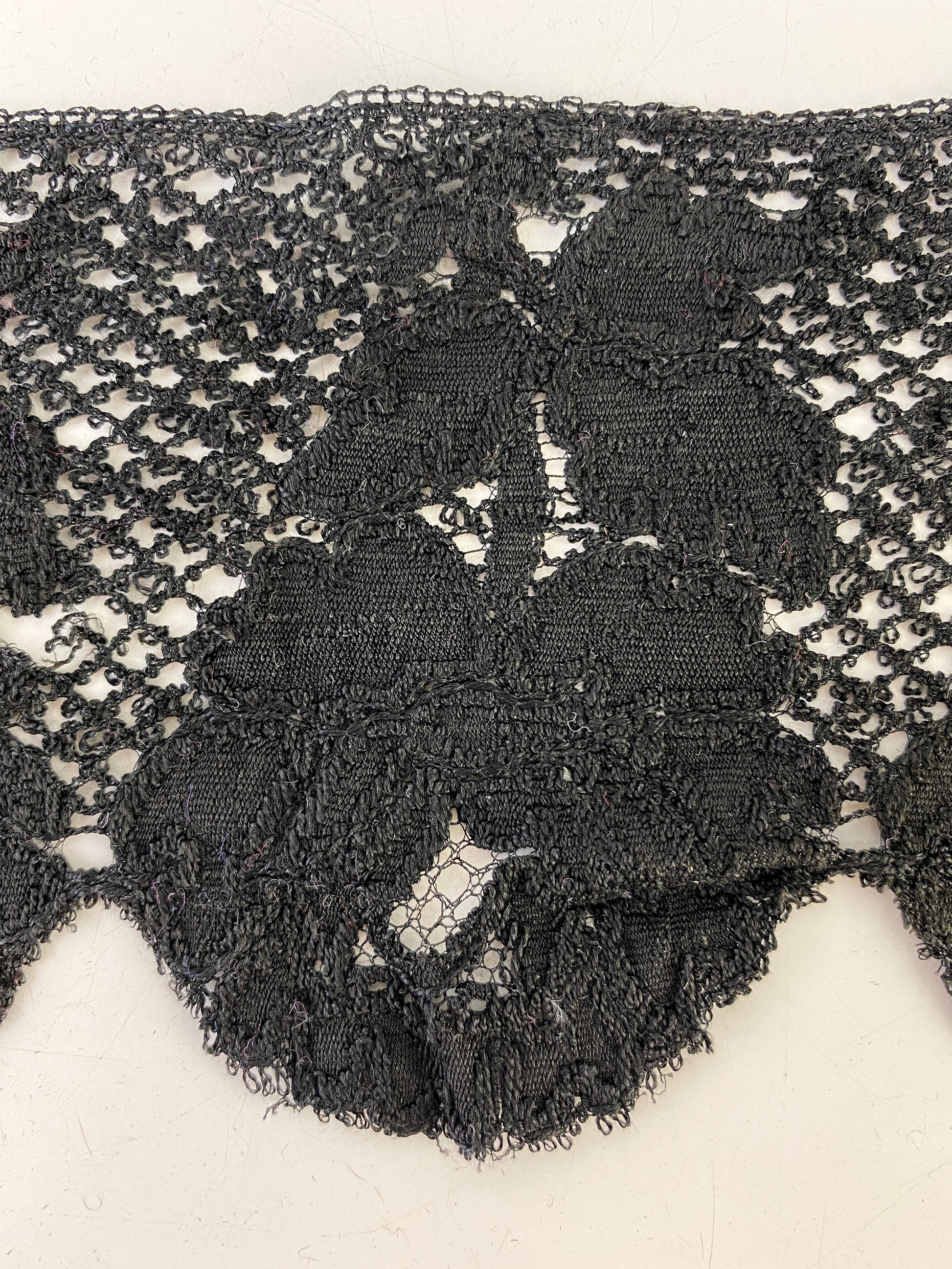 Vintage Black Lace Trim, 2.97m