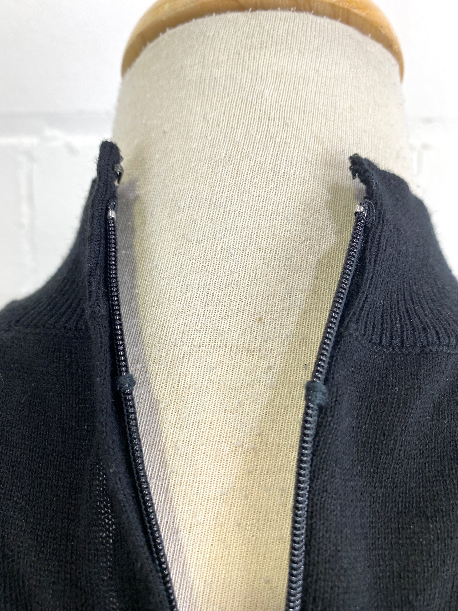 Vintage 60s-Style Black Mock Neck 3/4 Sleeve Mod Knit Top, Small