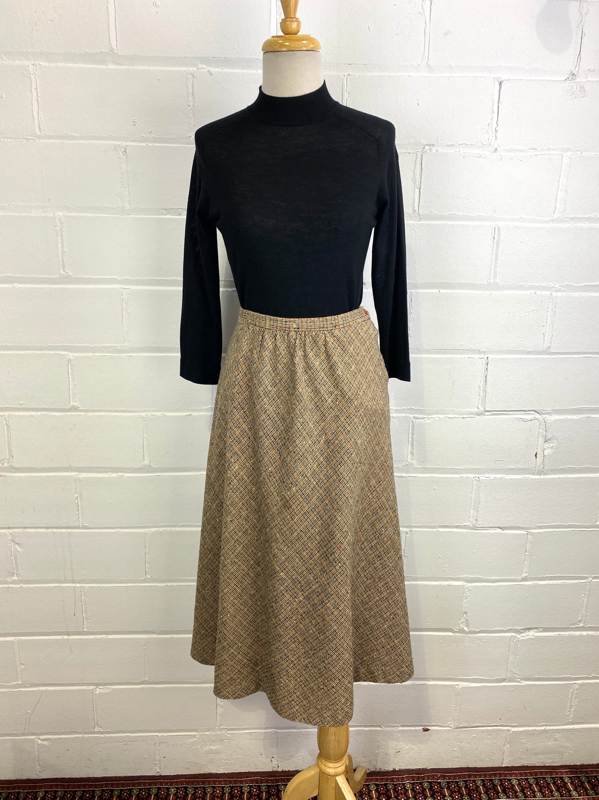 Vintage 1970s Brown/ Orange Blended Wool Midi Skirt, W31