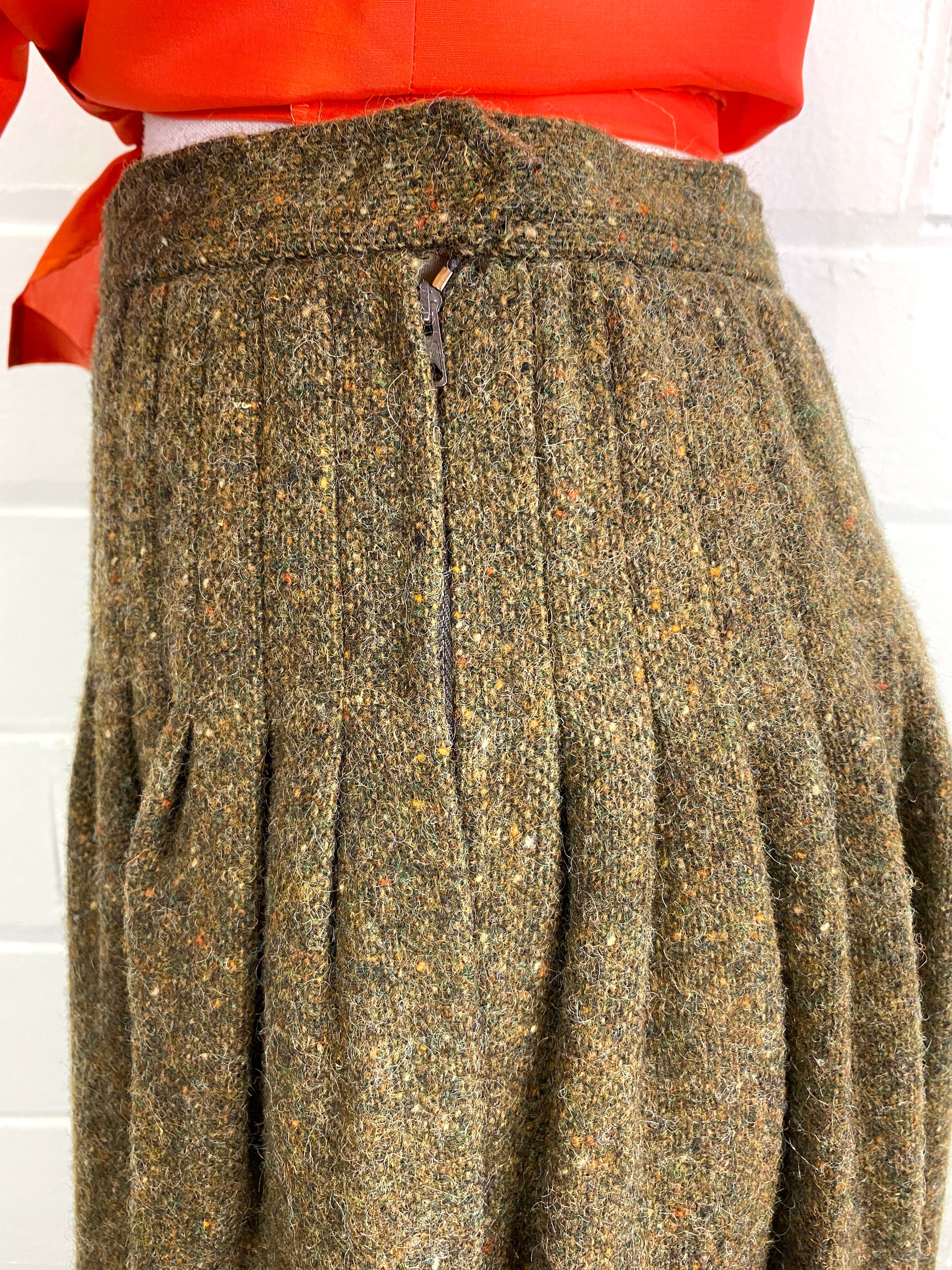 Vintage 1980s Yves Saint Laurent Green Pleated Tweed Wool Skirt, W27