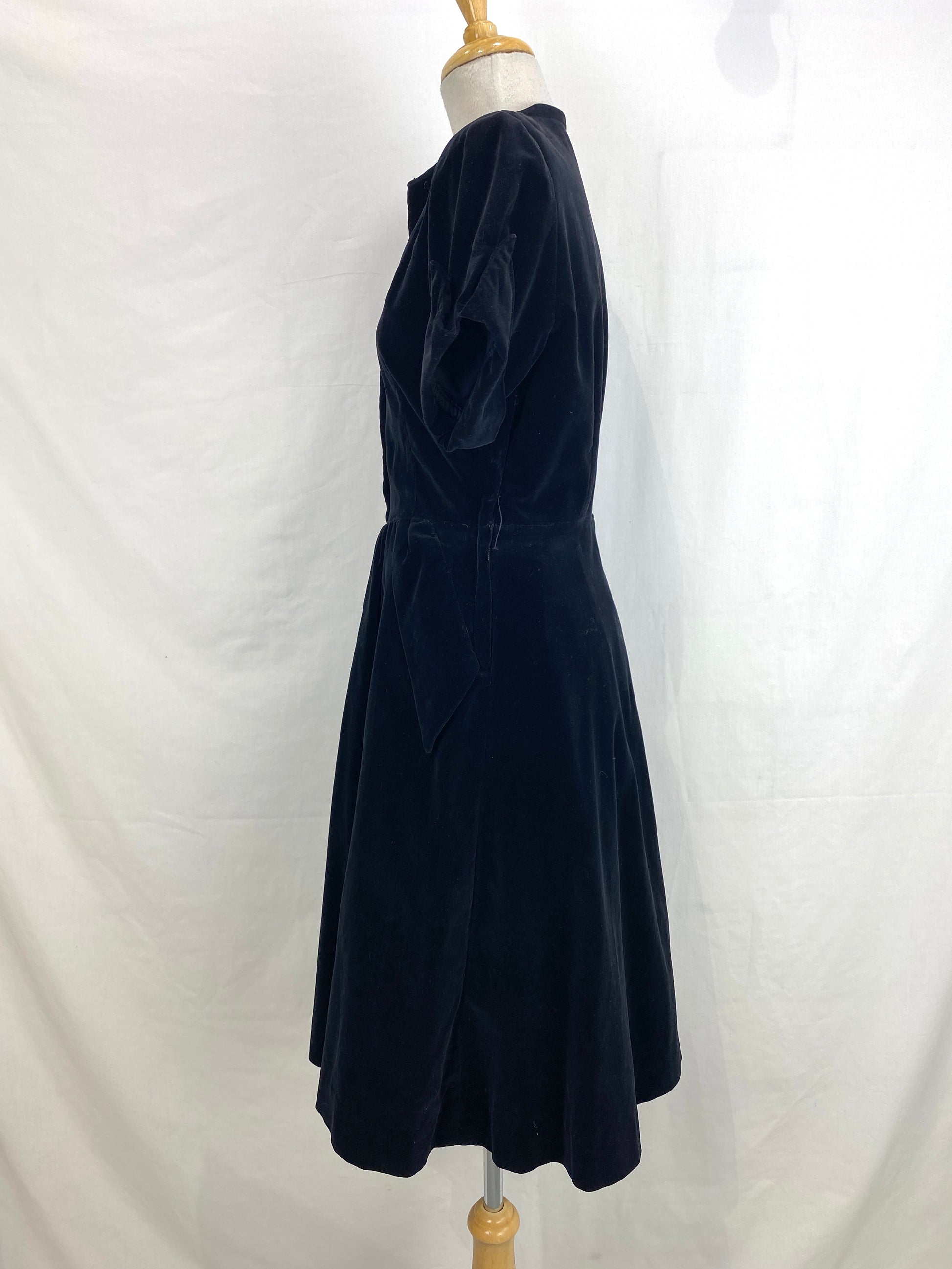 Vintage 1950s Black Velour Cocktail Dress, Medium