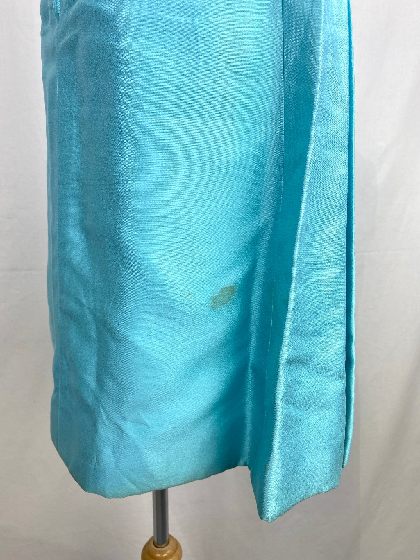 Vintage 1960s Deadstock Blue 'Milgrim' Mod Dress with Bow, Medium 