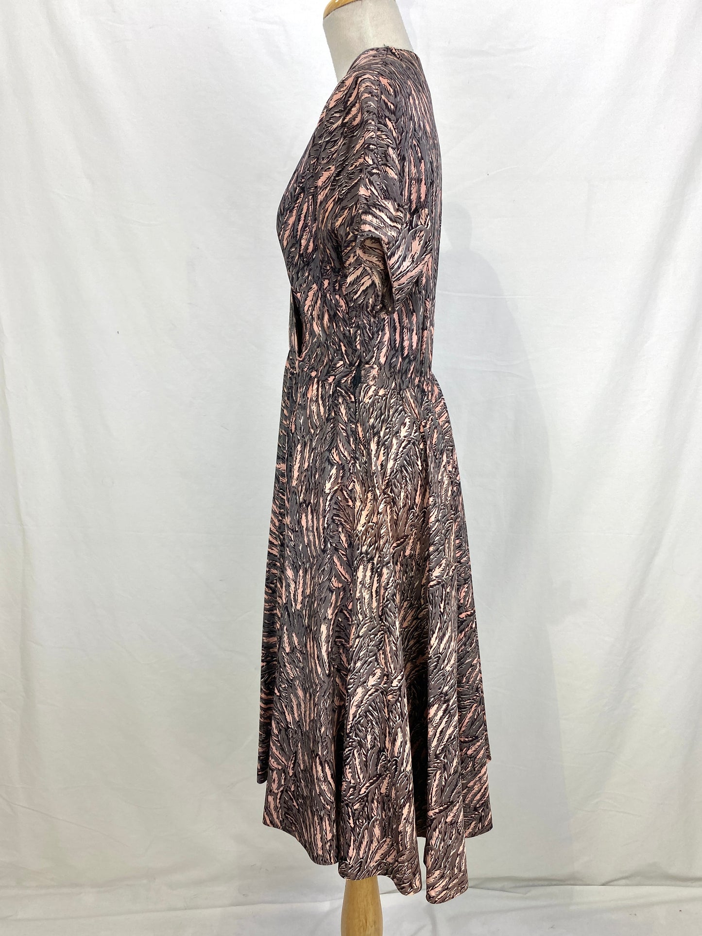 Left side view of grey 50s silk print dress. Ian Drummond Vintage. 