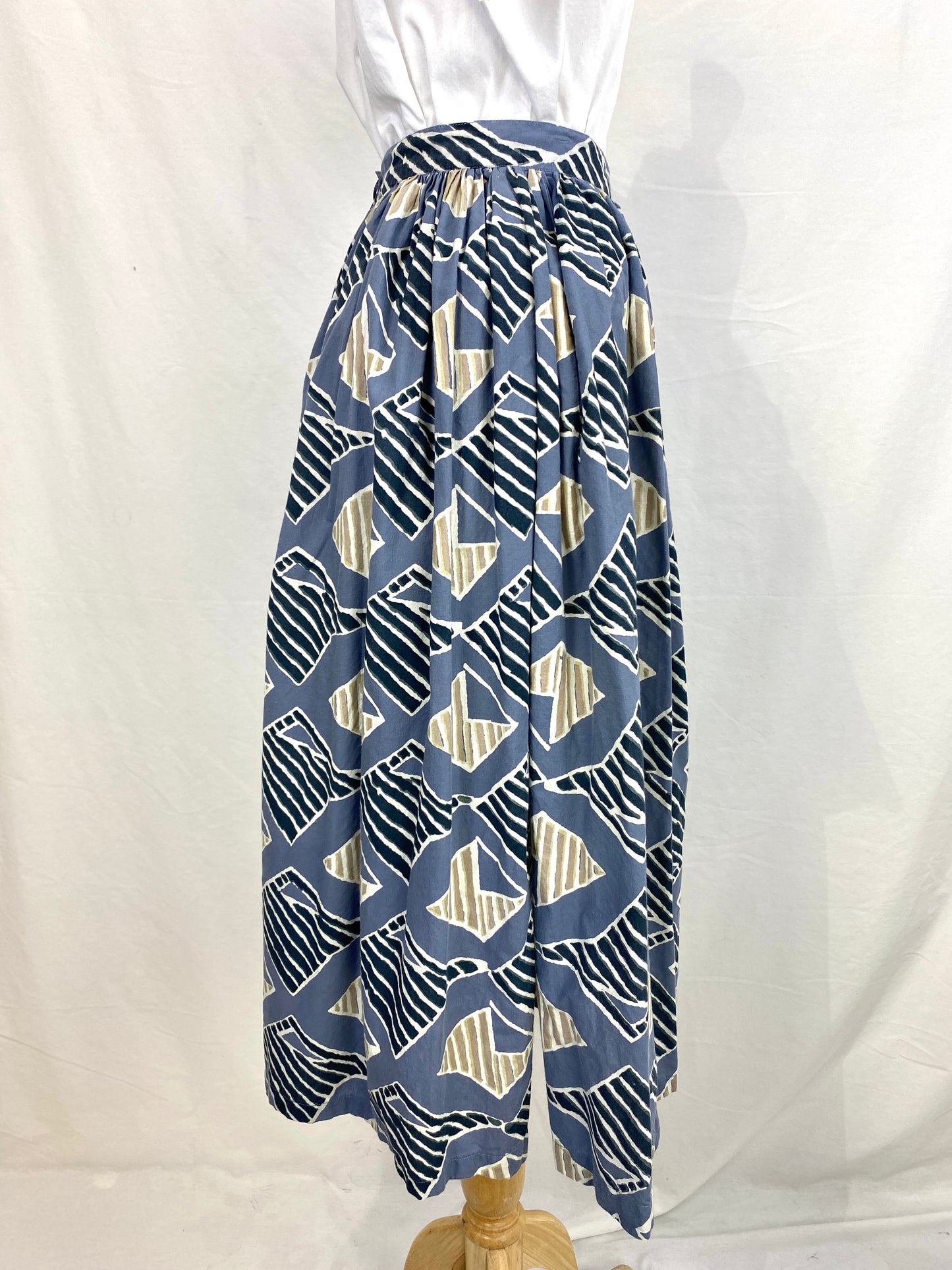 Right side of 80s vintage blue cotton print skirt. Ian Drummond Vintage. 
