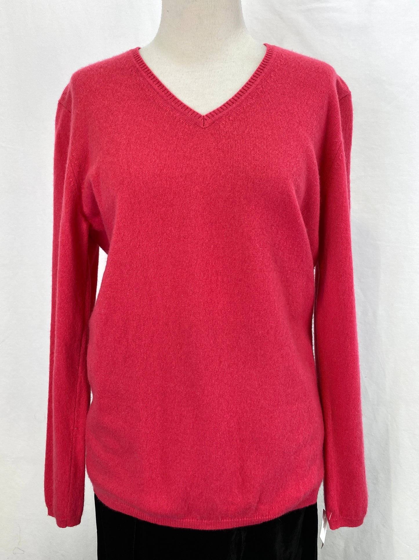 Pink V neck long sleeve cashmere sweater. Ian Drummond Vintage.  