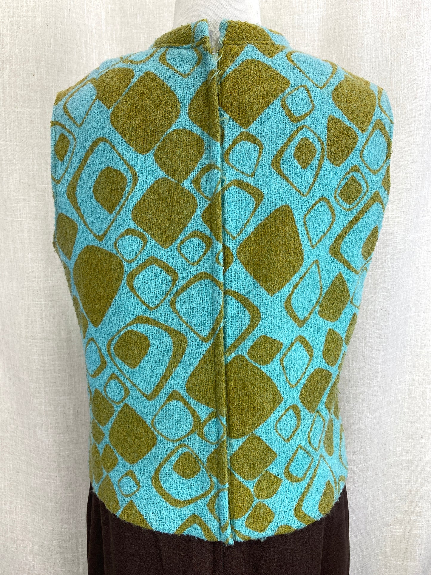 Vintage 1960s Susan Thomas Blue Sleeveless Knit Mod Top